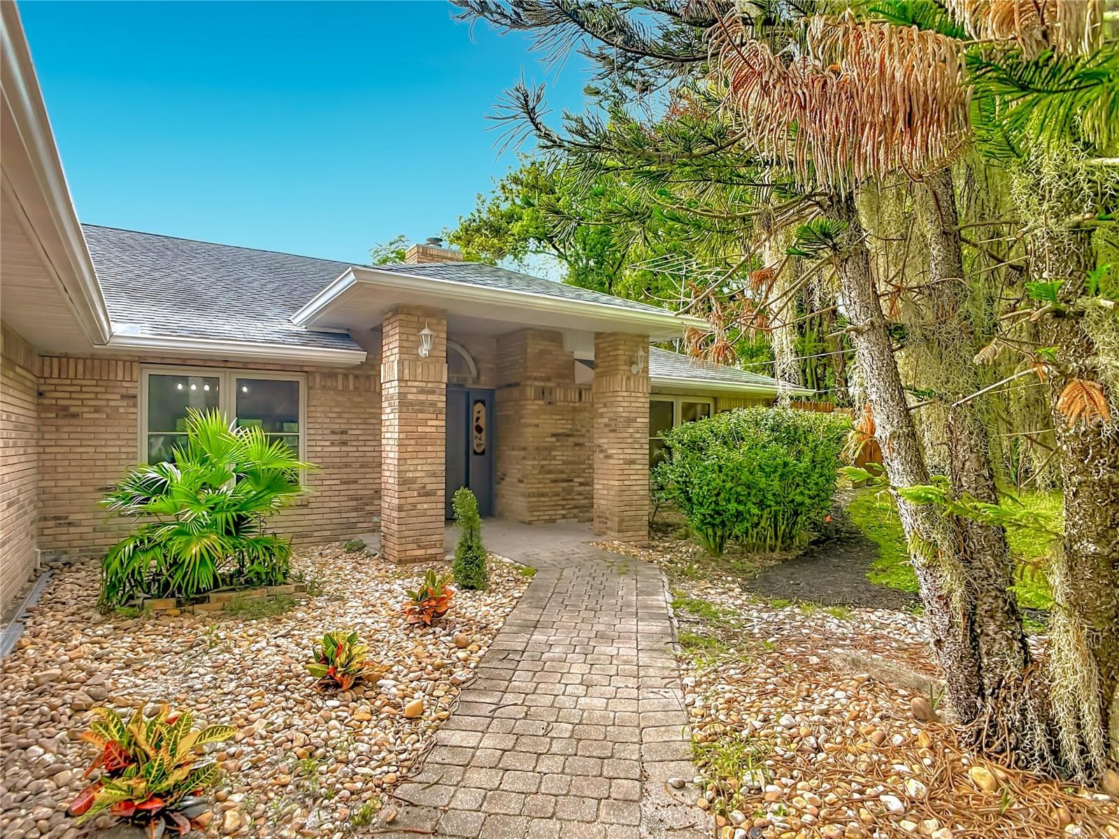 Single Family Residence at 1395 KETTLEDRUM TRL, ENTERPRISE, photo 34 of 47