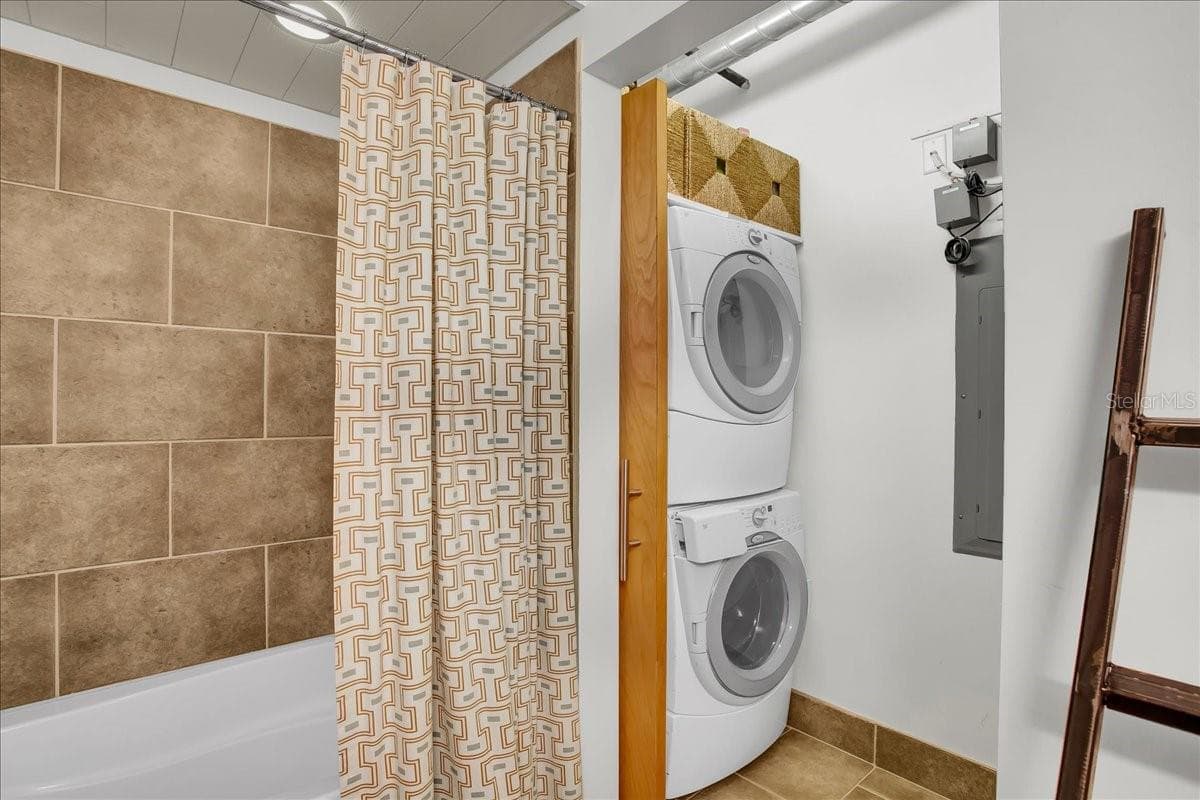 Condominium at 101 S 12TH ST #405, TAMPA, photo 17 of 82