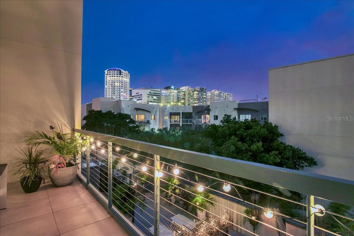 Condominium at 101 S 12TH ST #405, TAMPA, photo 25 of 82