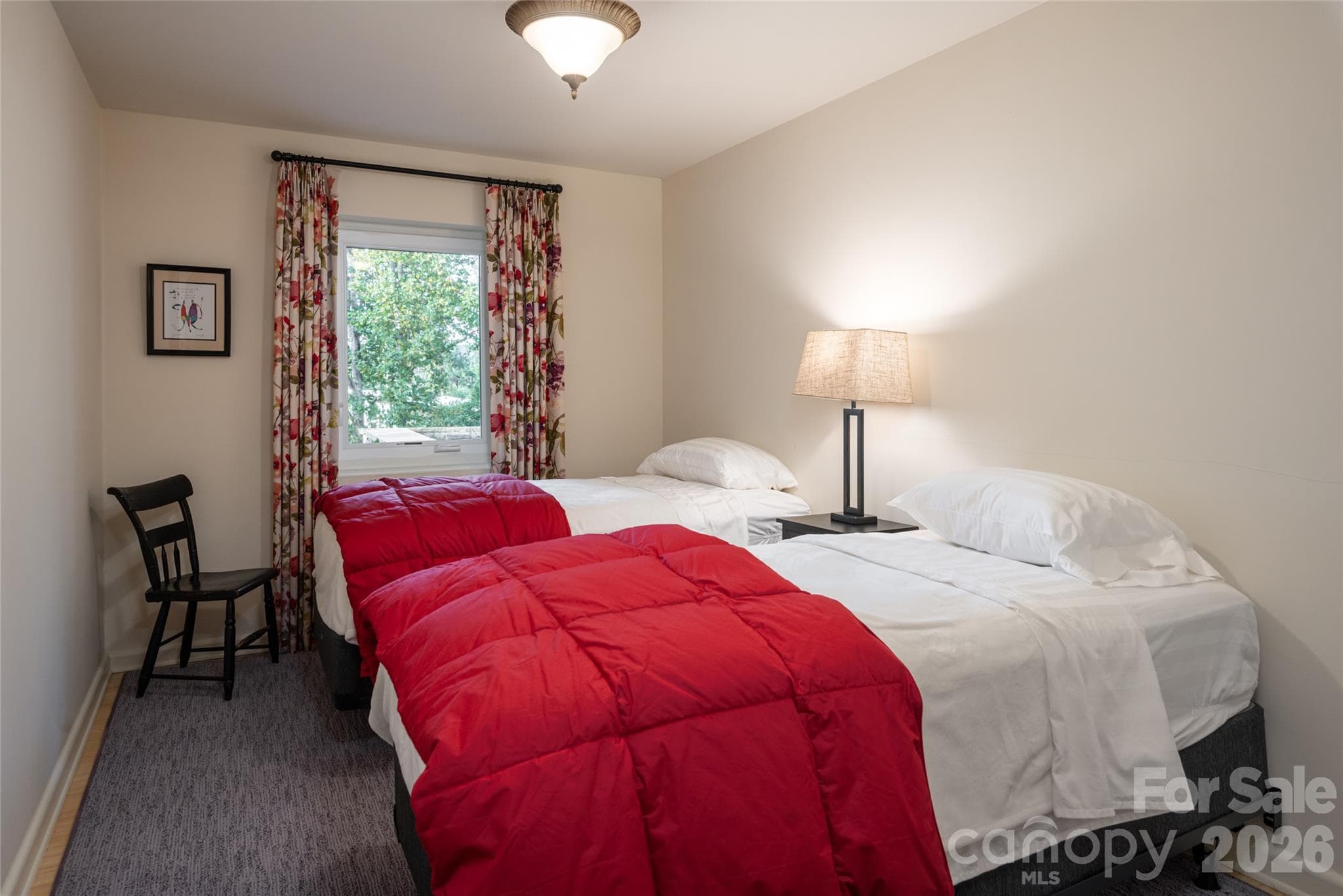 Ensuite guest room three - 92 Horizon Hill Road, Asheville