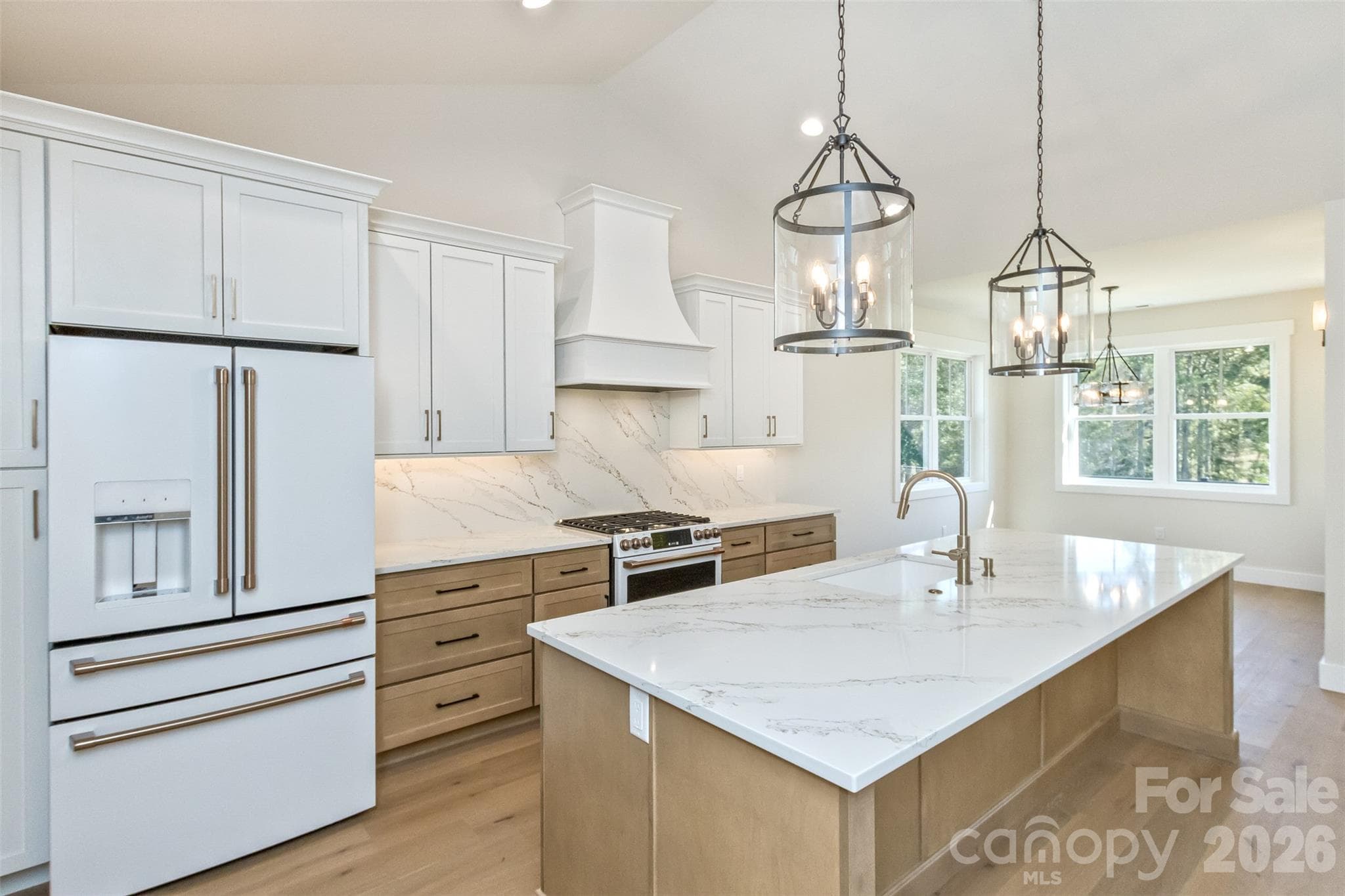 Designer Quartz Counter - 148 Triple Fairways Drive, Hendersonville