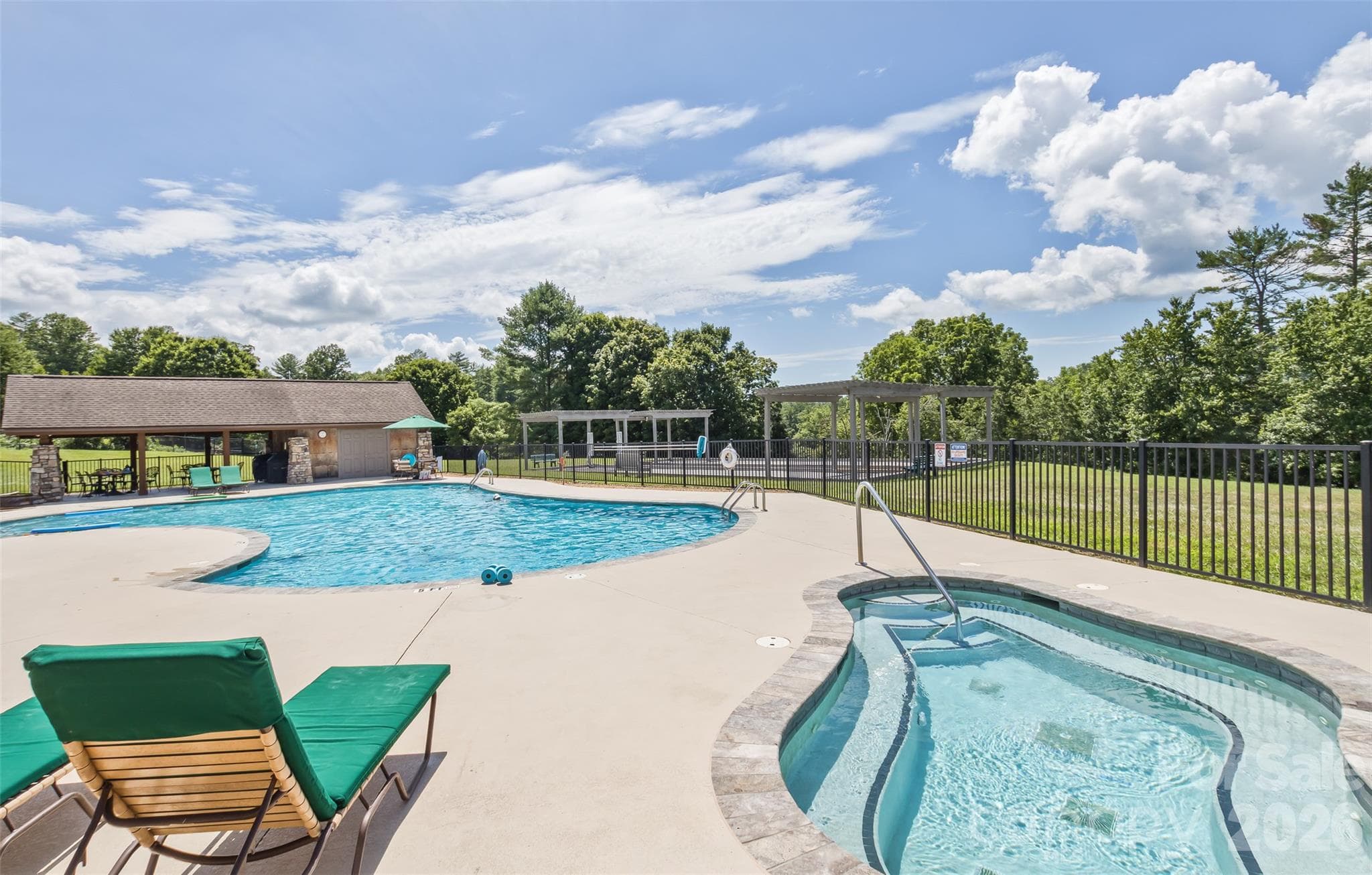 Relax and enjoy - 148 Triple Fairways Drive, Hendersonville