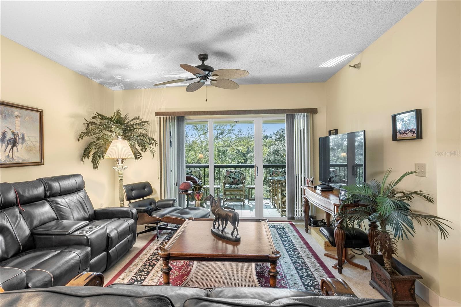 With access to an outdoor balcony space - 1000 S HARBOUR ISLAND BLVD #2306, TAMPA