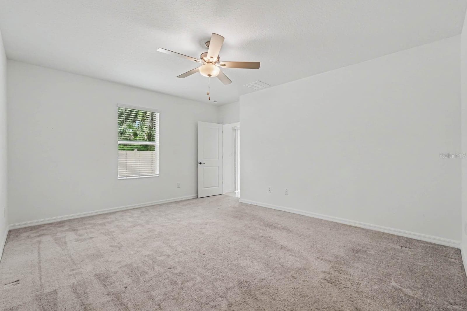 Primary - 6259 BACK FORTY LOOP, ZEPHYRHILLS