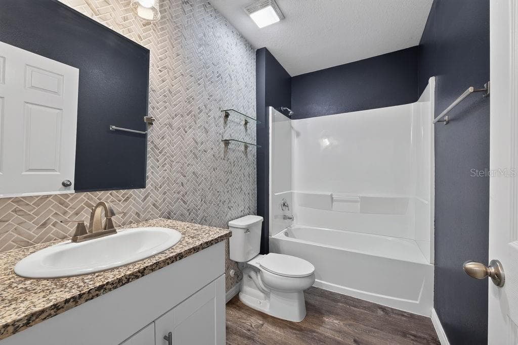 Single Family Residence at 14621 BRUMBY RIDGE AVE, RIVERVIEW, photo 25 of 75