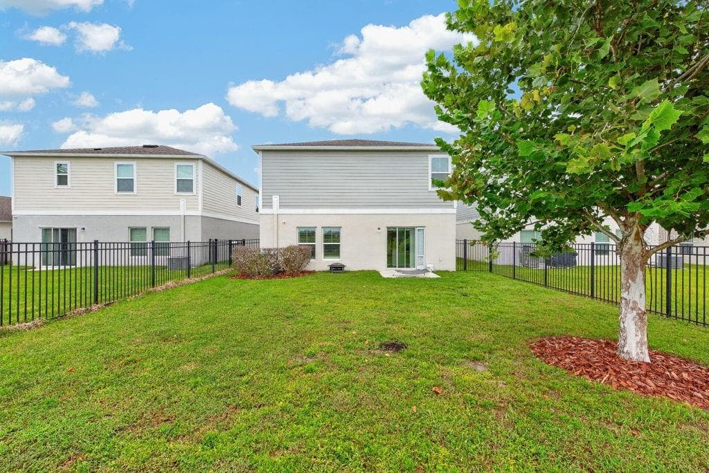 Single Family Residence at 14621 BRUMBY RIDGE AVE, RIVERVIEW, photo 56 of 75