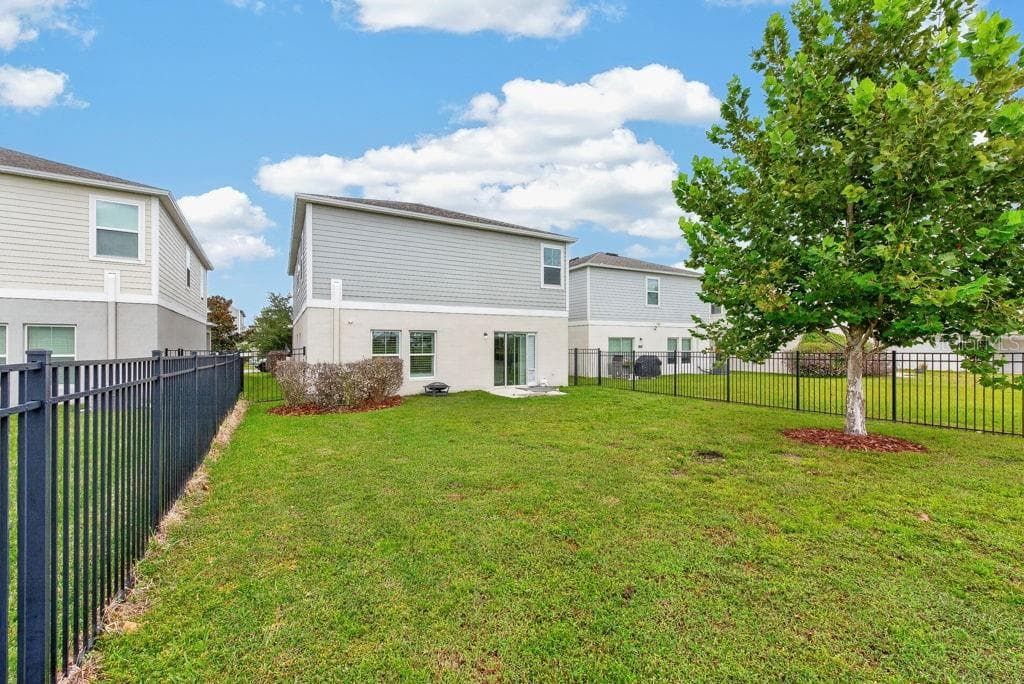 Single Family Residence at 14621 BRUMBY RIDGE AVE, RIVERVIEW, photo 57 of 75