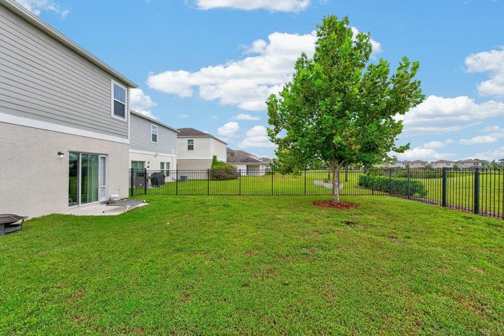 Single Family Residence at 14621 BRUMBY RIDGE AVE, RIVERVIEW, photo 58 of 75