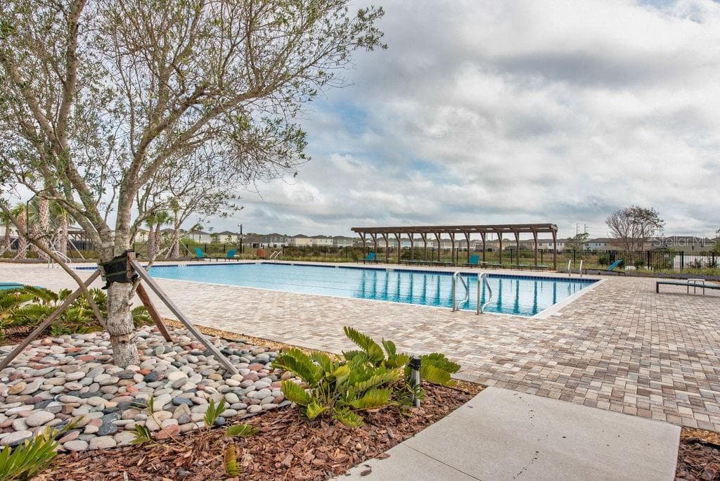 Single Family Residence at 14621 BRUMBY RIDGE AVE, RIVERVIEW, photo 72 of 75