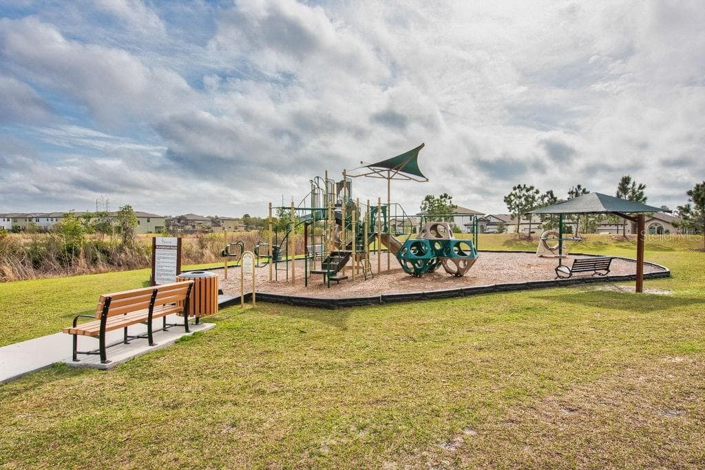 Single Family Residence at 14621 BRUMBY RIDGE AVE, RIVERVIEW, photo 74 of 75
