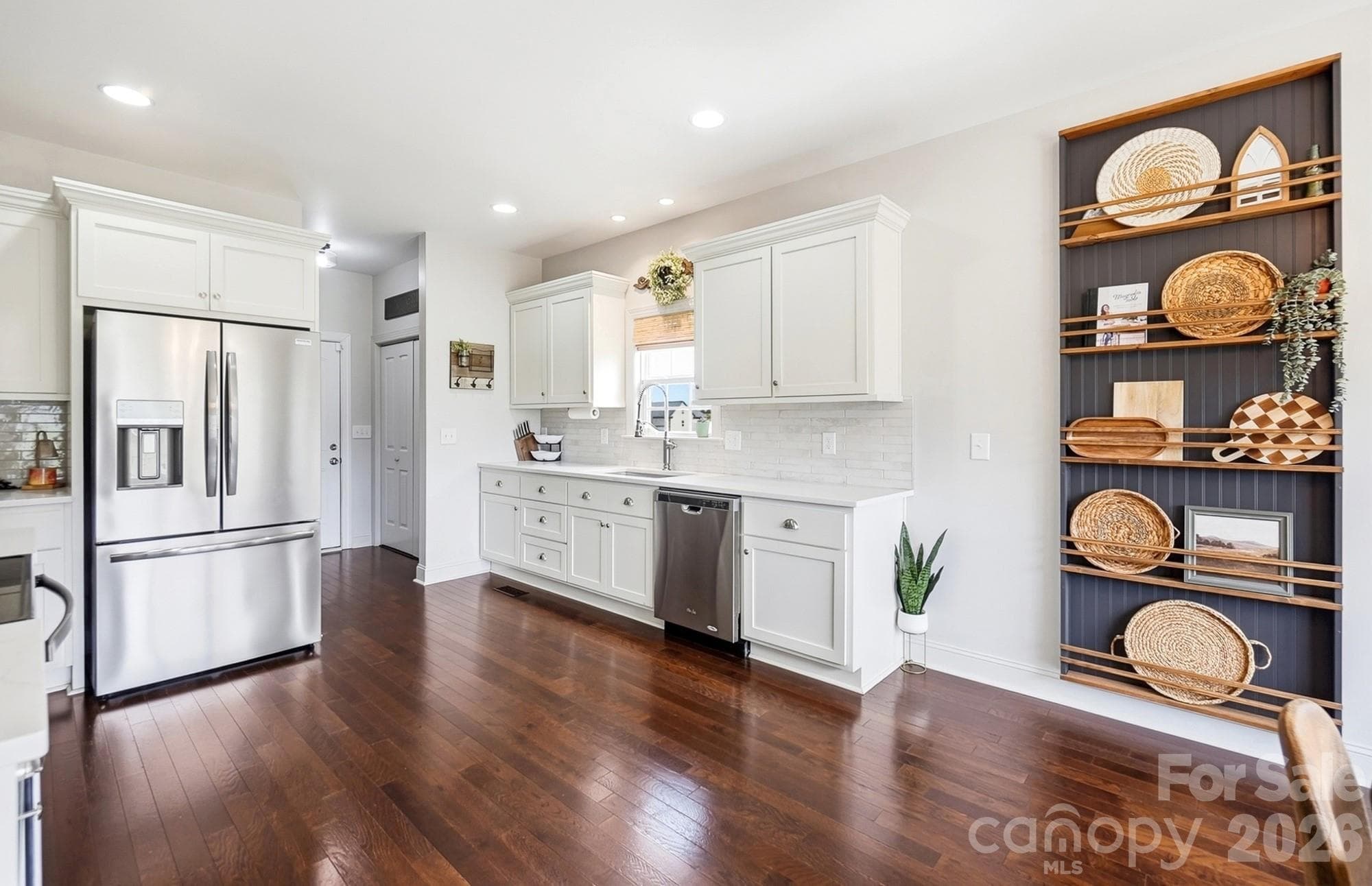 Chef's Kitchen - 4004 Camden Oaks Lane, Monroe