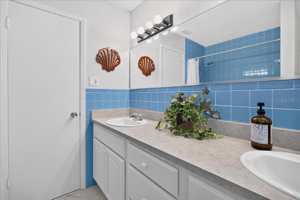 Single Family Residence at 4 COOPER CT, PALM COAST, photo 43 of 49