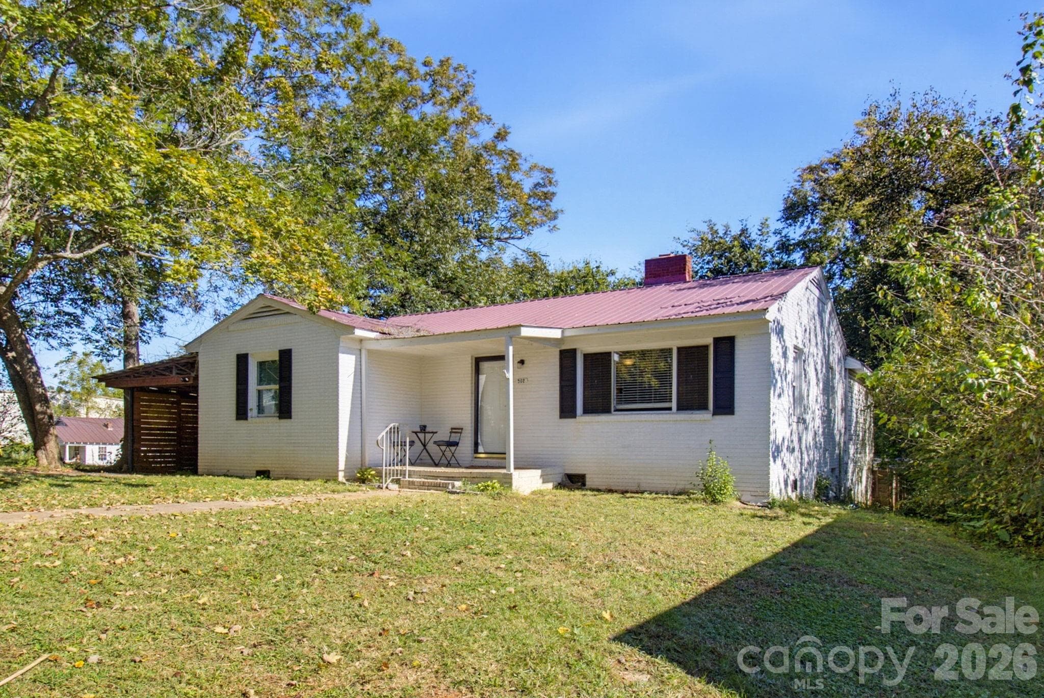 Single Family Residence at 202 E 4th Street, Lexington, photo 4 of 26