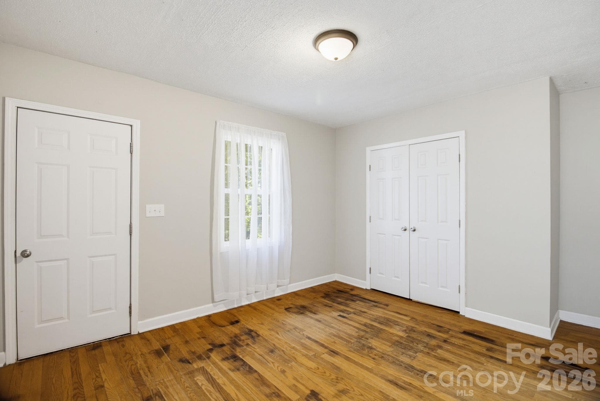 Single Family Residence at 202 E 4th Street, Lexington, photo 18 of 26