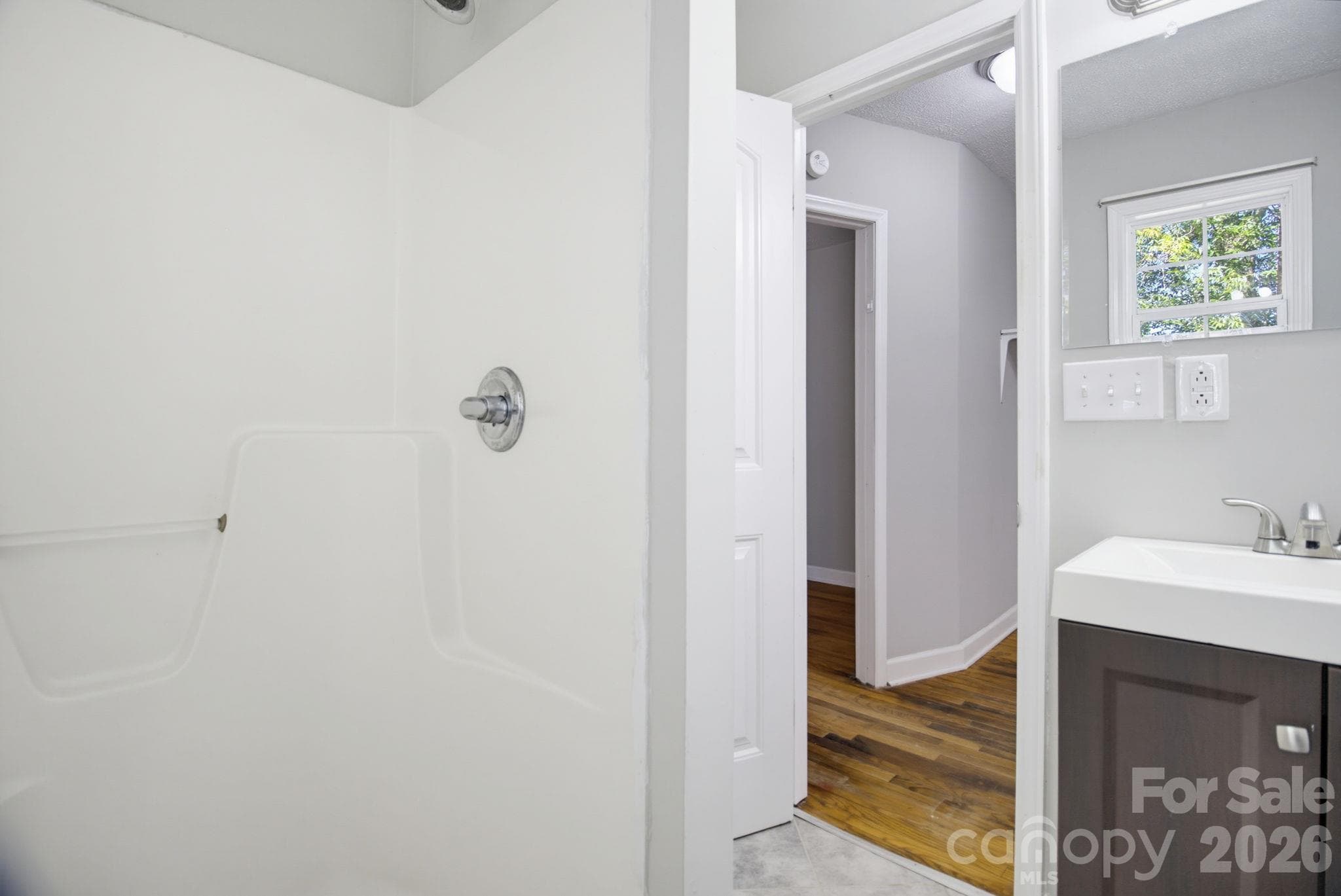 Single Family Residence at 202 E 4th Street, Lexington, photo 20 of 26