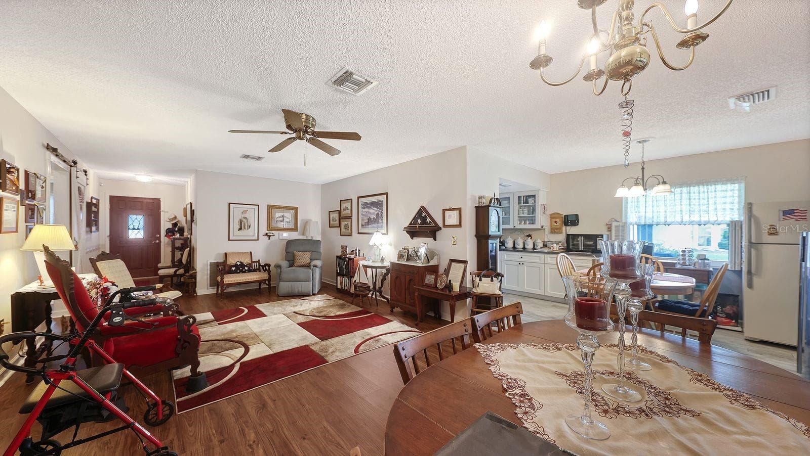 Single Family Residence at 3802 CHINABERRY RD, BRADENTON, photo 3 of 30