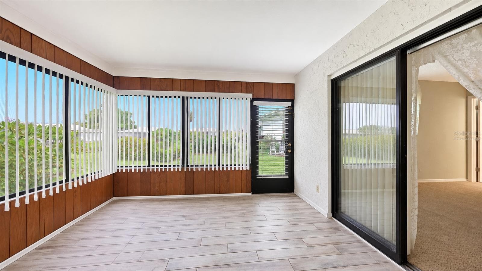 Virtually Staged - 3802 CHINABERRY RD, BRADENTON