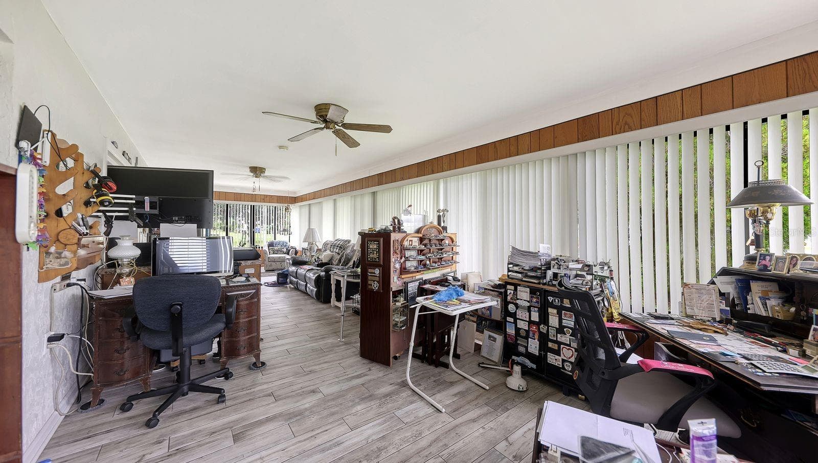 Single Family Residence at 3802 CHINABERRY RD, BRADENTON, photo 7 of 30