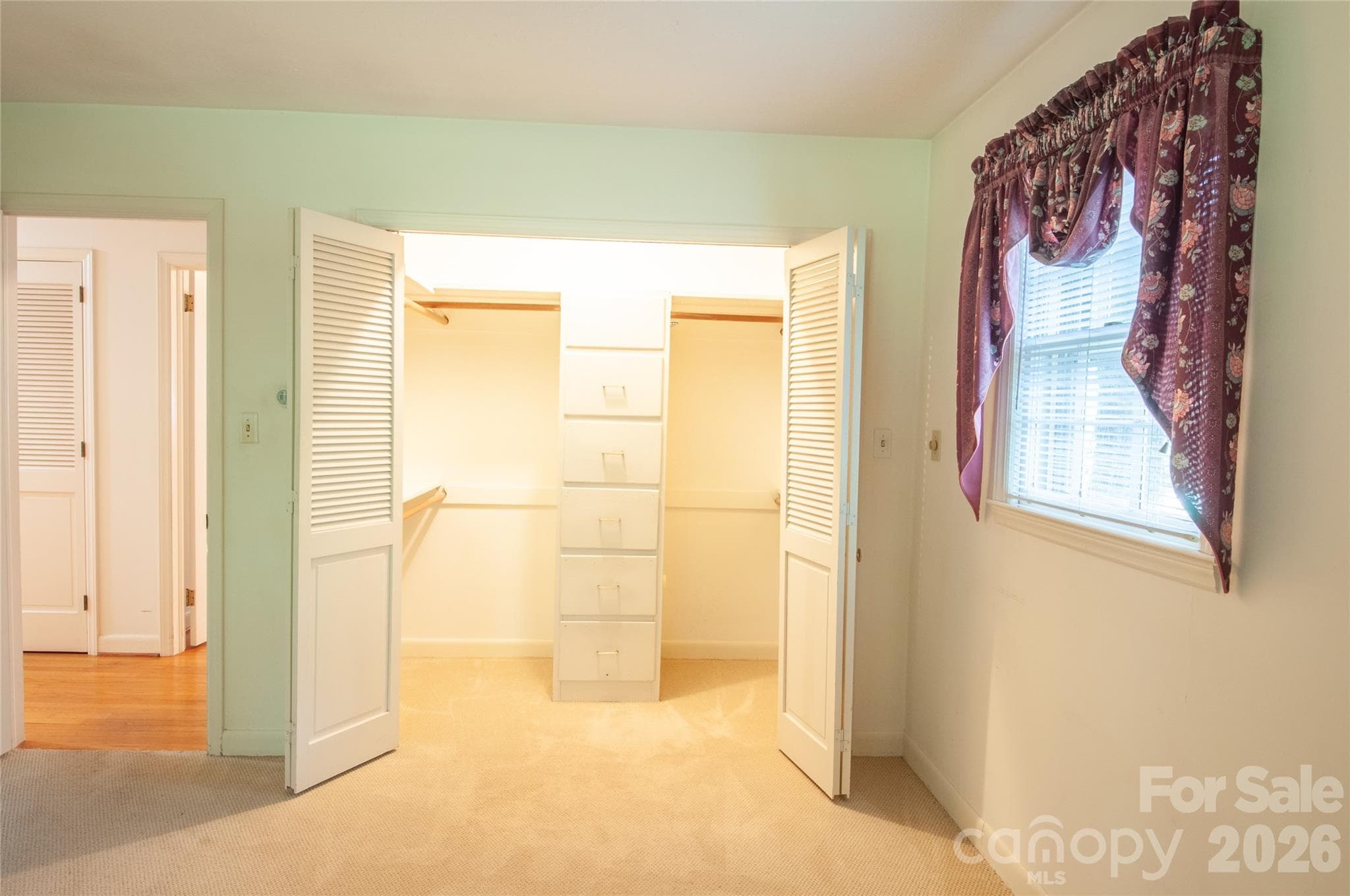Single Family Residence at 2607 Montgomery Drive, Statesville, photo 9 of 23