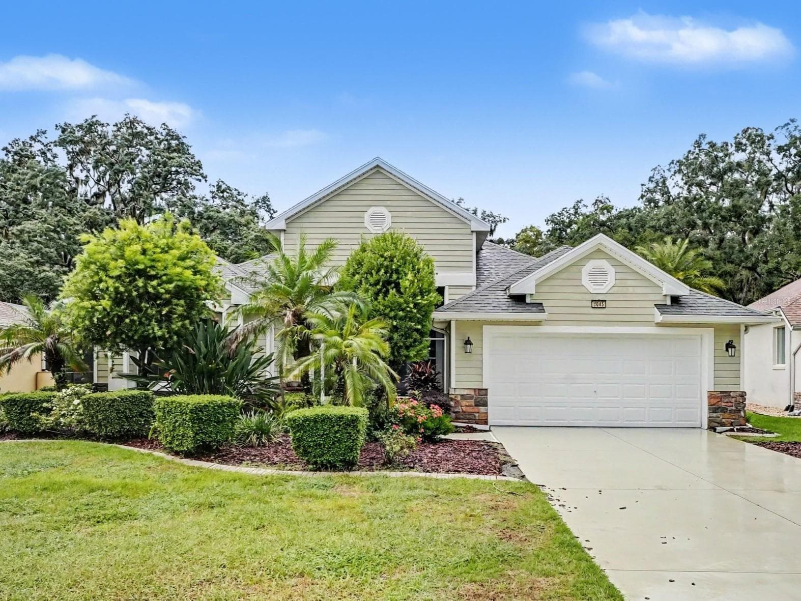 8045 WATERBURY WAY