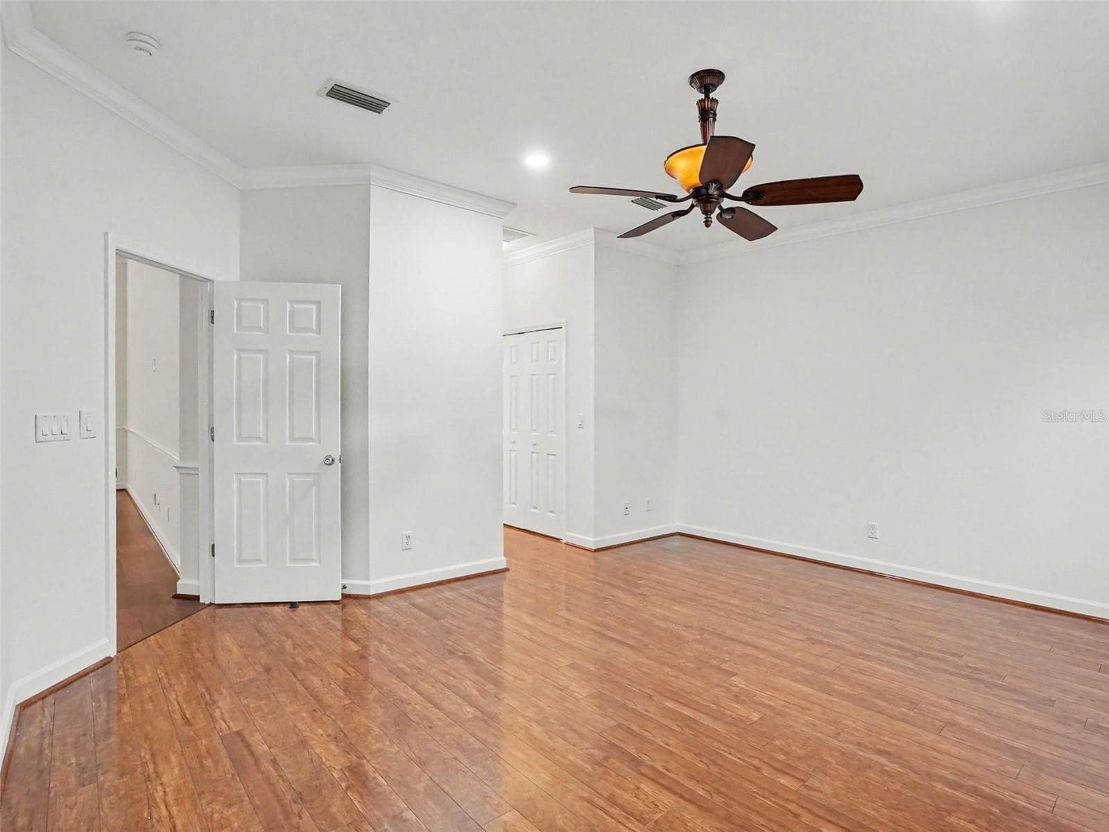 Single Family Residence at 8045 WATERBURY WAY, MOUNT DORA, photo 21 of 30