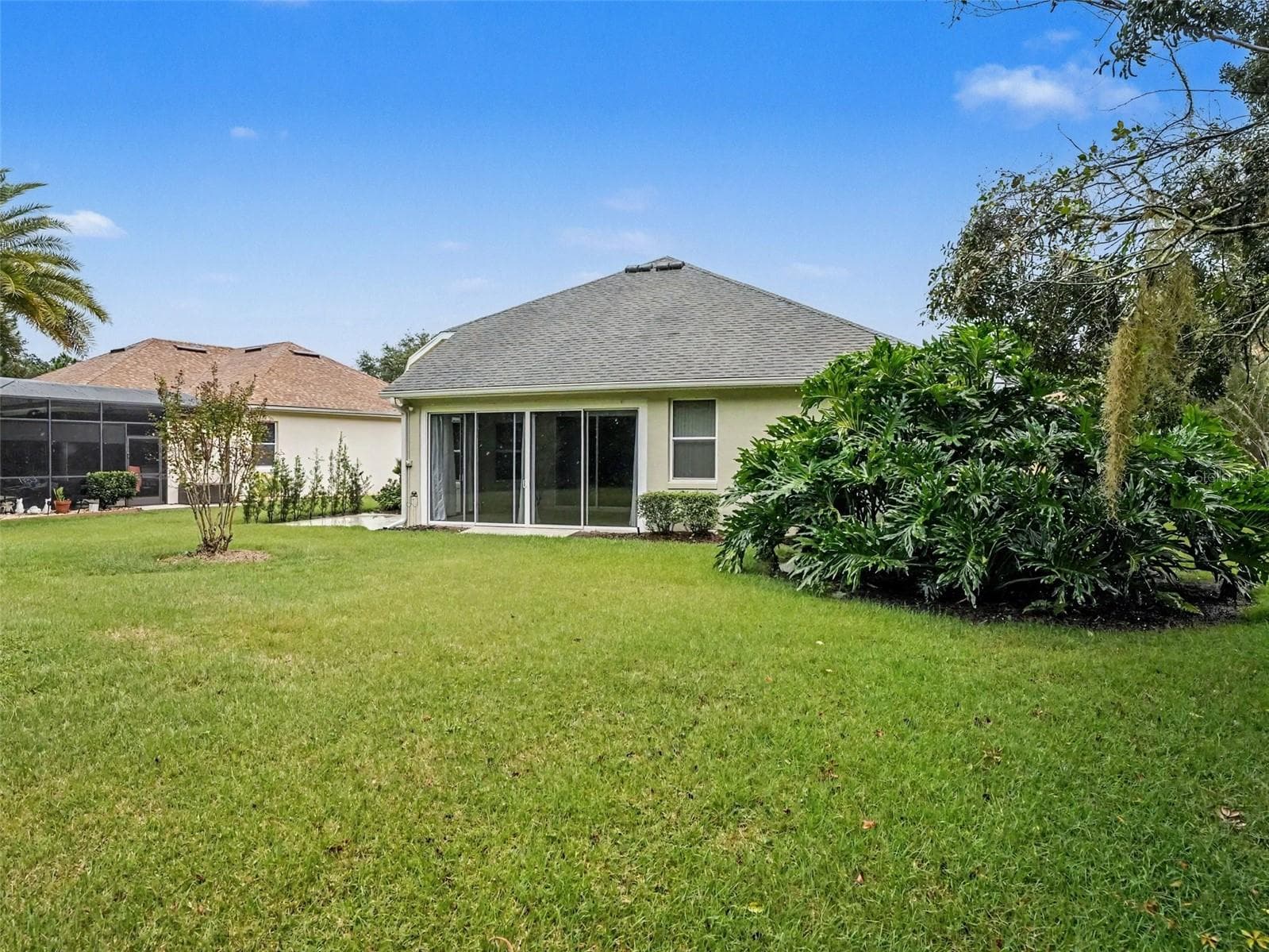 Single Family Residence at 8045 WATERBURY WAY, MOUNT DORA, photo 27 of 30