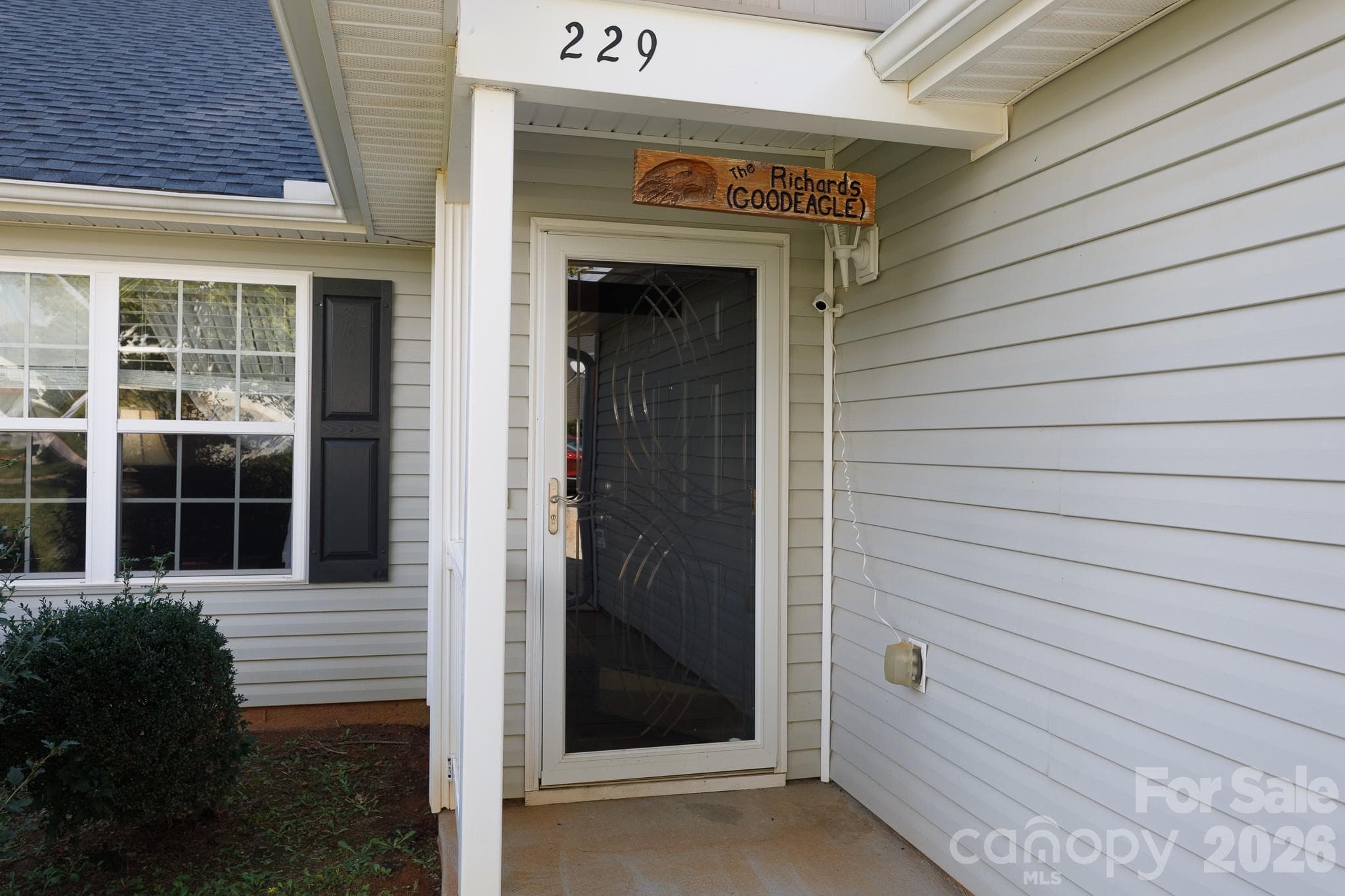 Single Family Residence at 229 Chicago Lane, York, photo 3 of 33