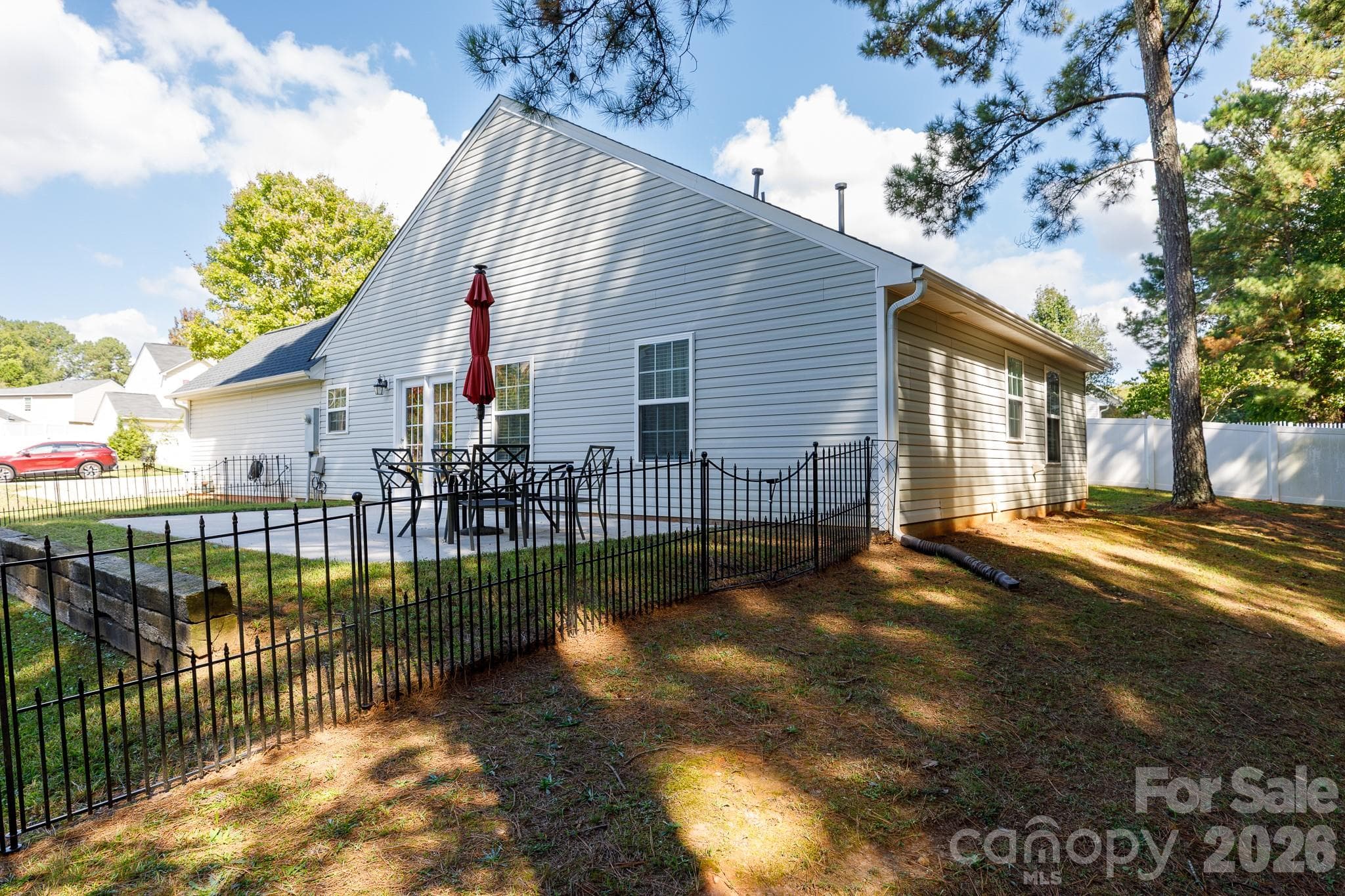 Single Family Residence at 229 Chicago Lane, York, photo 28 of 33