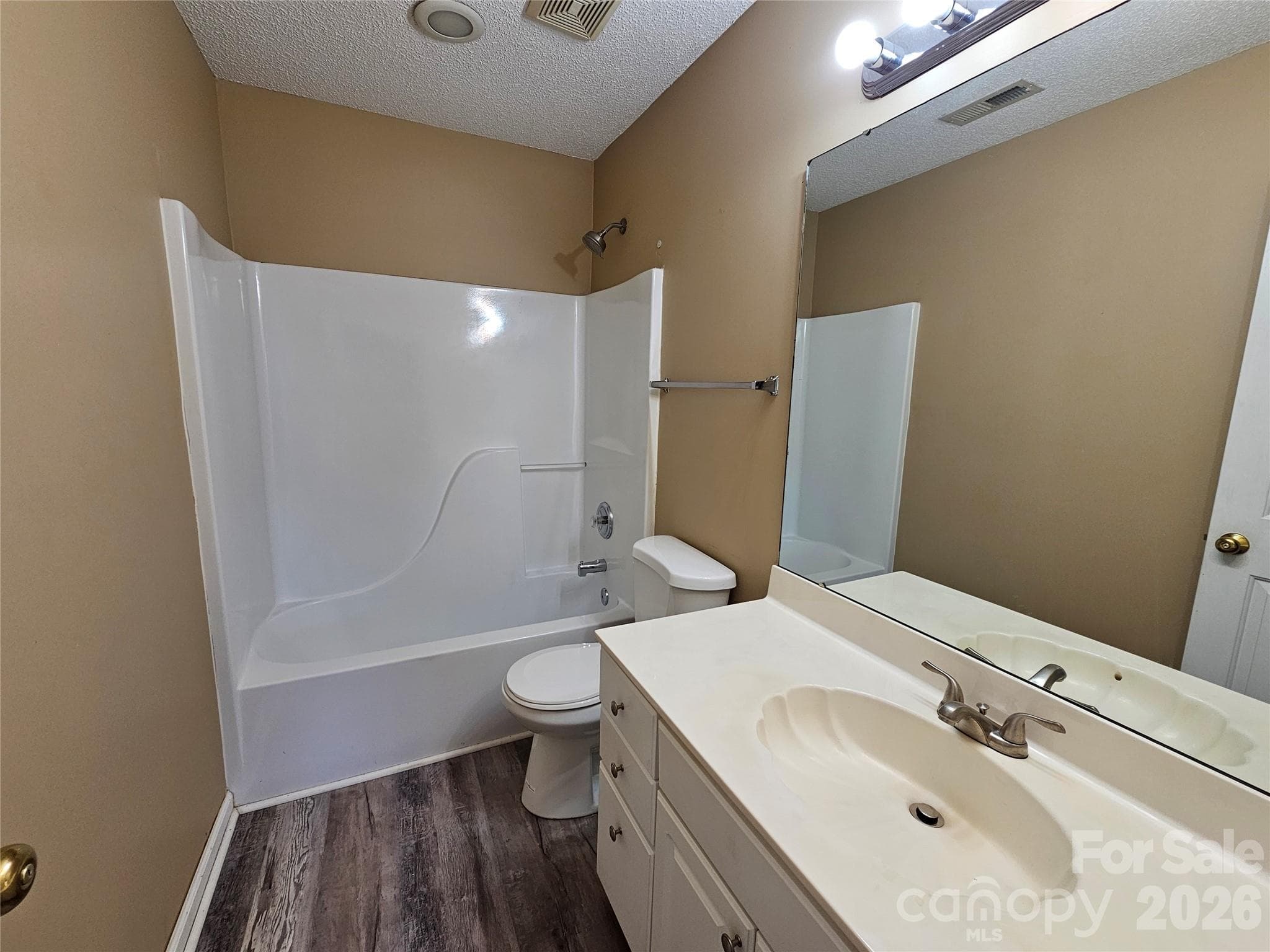 Single Family Residence at 7402 Shiras Court, Charlotte, photo 17 of 25