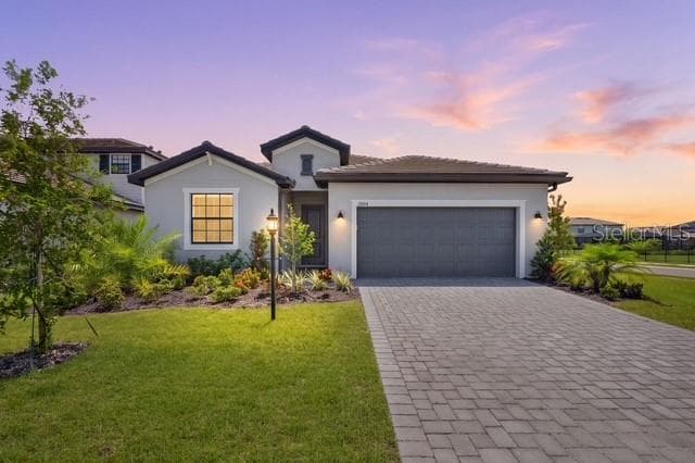 15104 OXFORD GREY DR