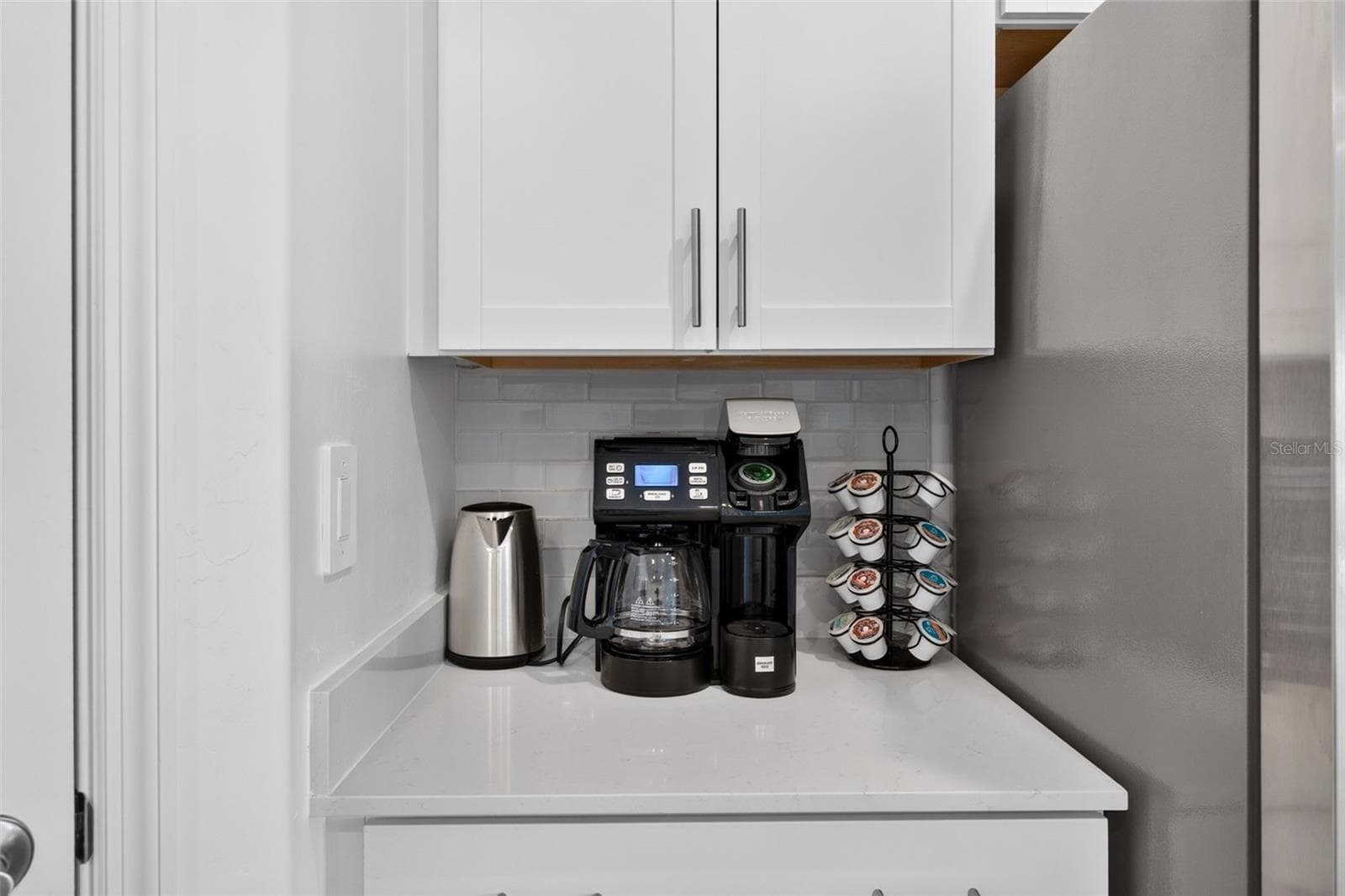 Coffee station - 15104 OXFORD GREY DR, BRADENTON