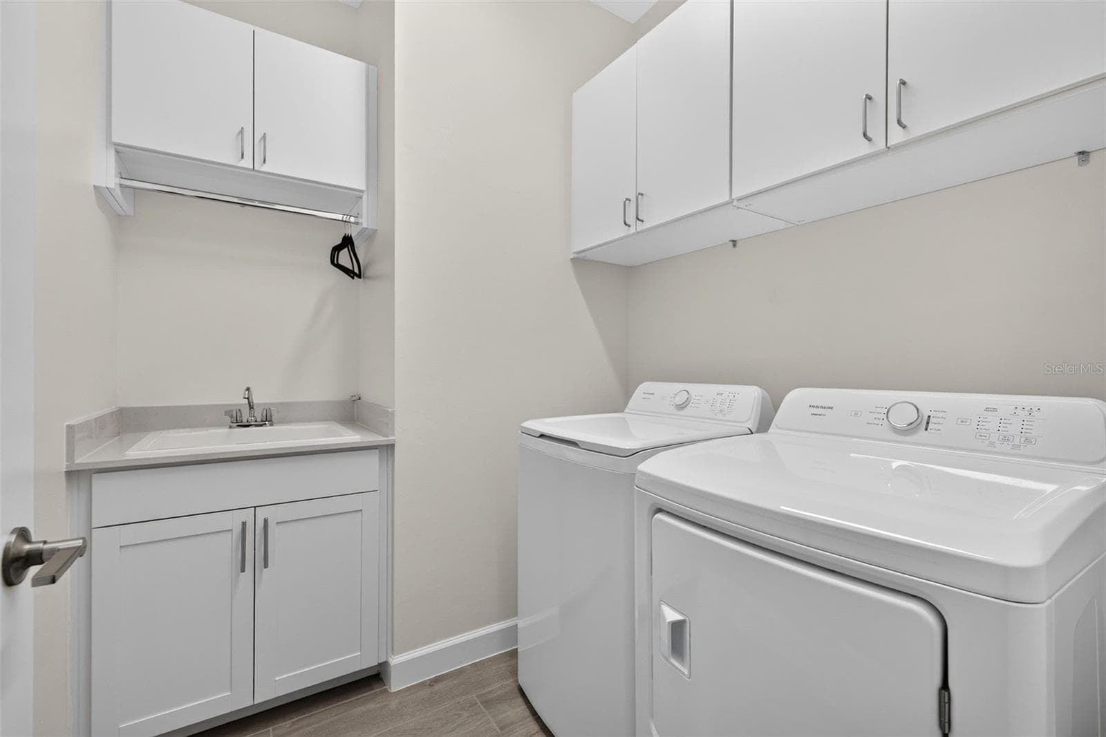 Laundry - 15104 OXFORD GREY DR, BRADENTON