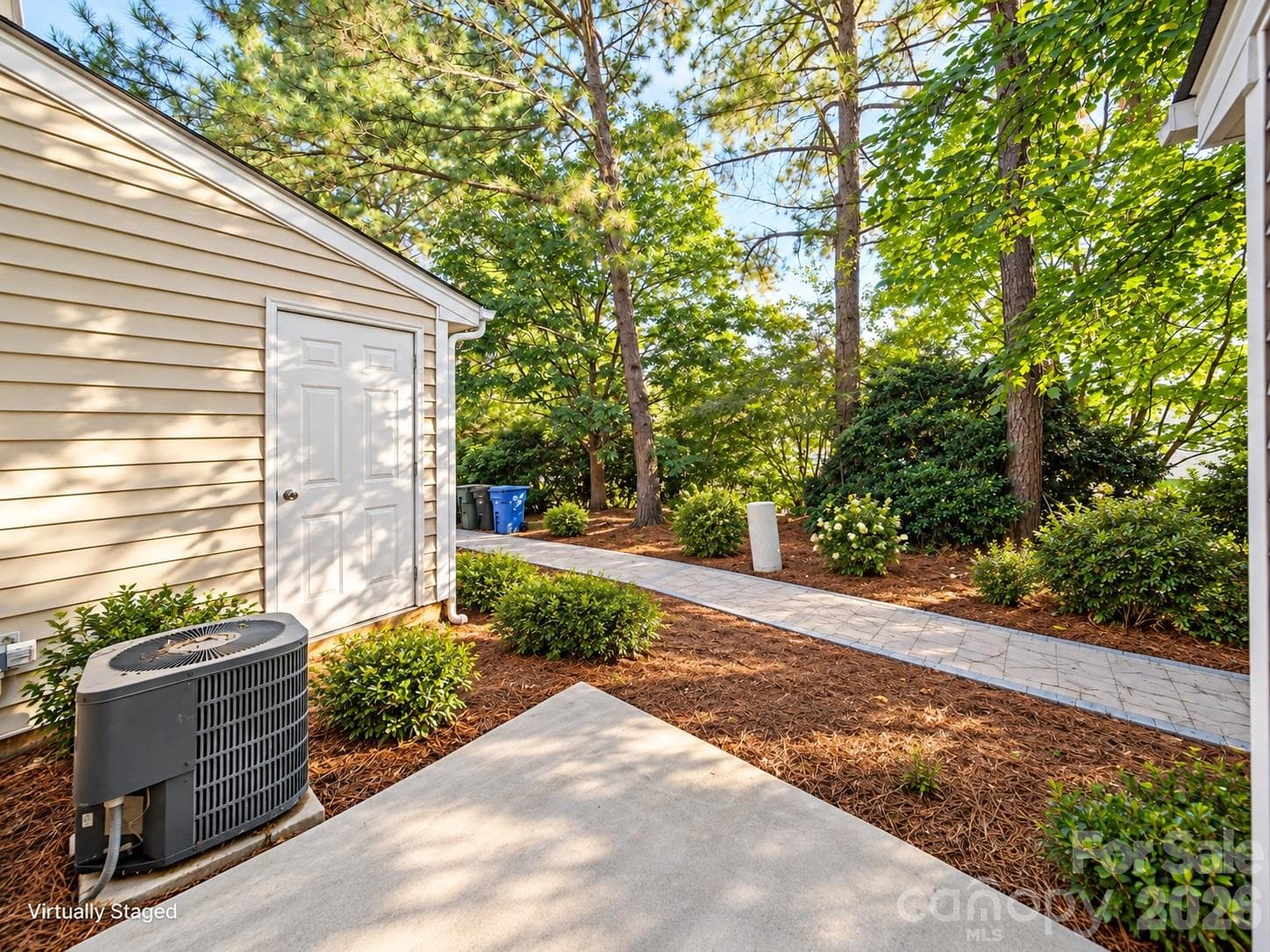 Townhouse at 144 Mangum Circle, Mooresville, photo 23 of 29