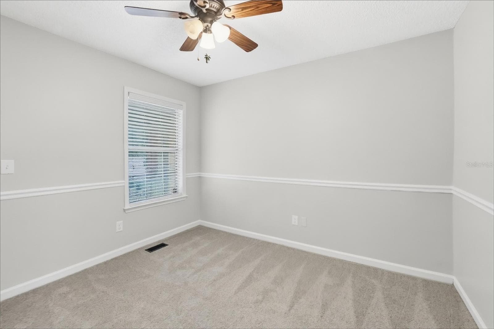 Single Family Residence at 7345 APACHE TRL, SPRING HILL, photo 11 of 20