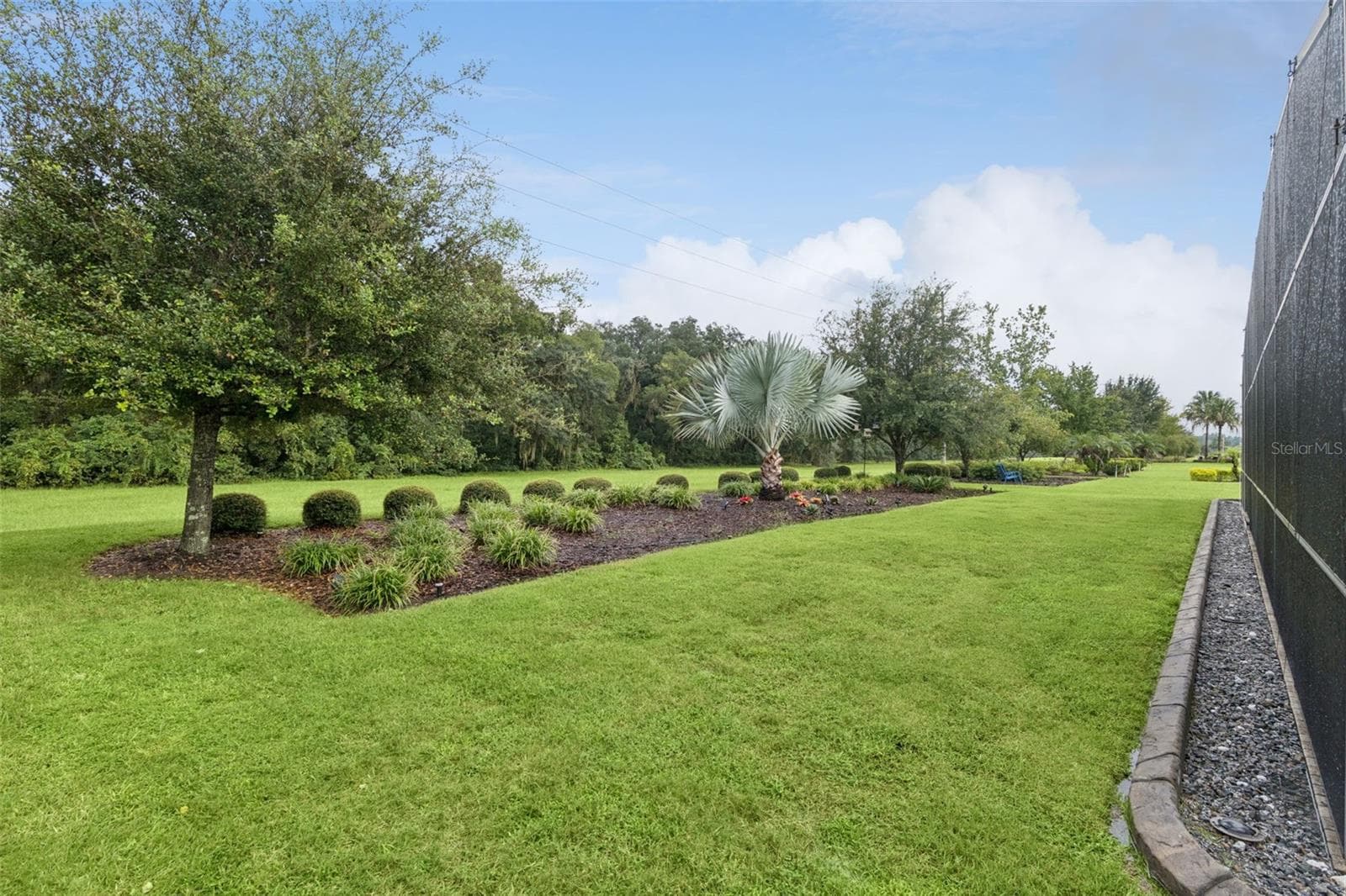 Single Family Residence at 8400 BRIDGEPORT BAY CIR, MOUNT DORA, photo 68 of 82
