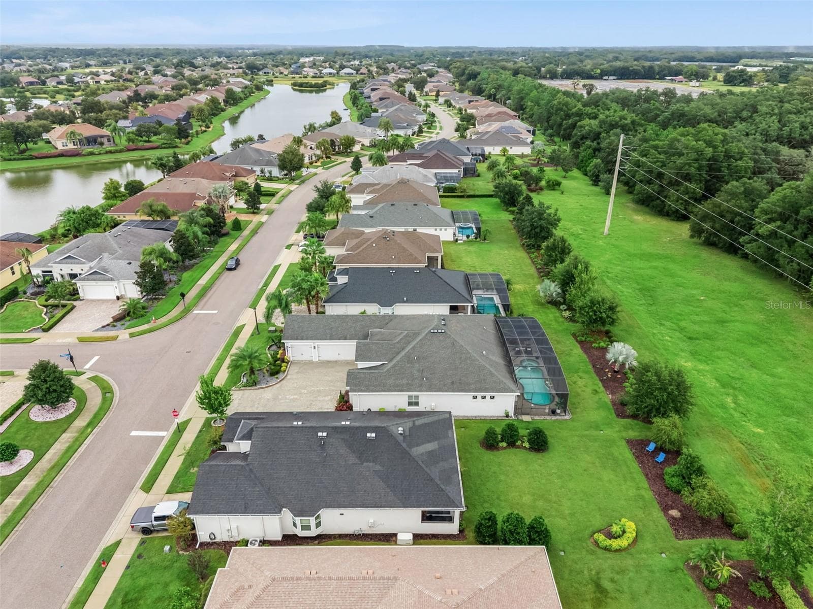 Single Family Residence at 8400 BRIDGEPORT BAY CIR, MOUNT DORA, photo 72 of 82