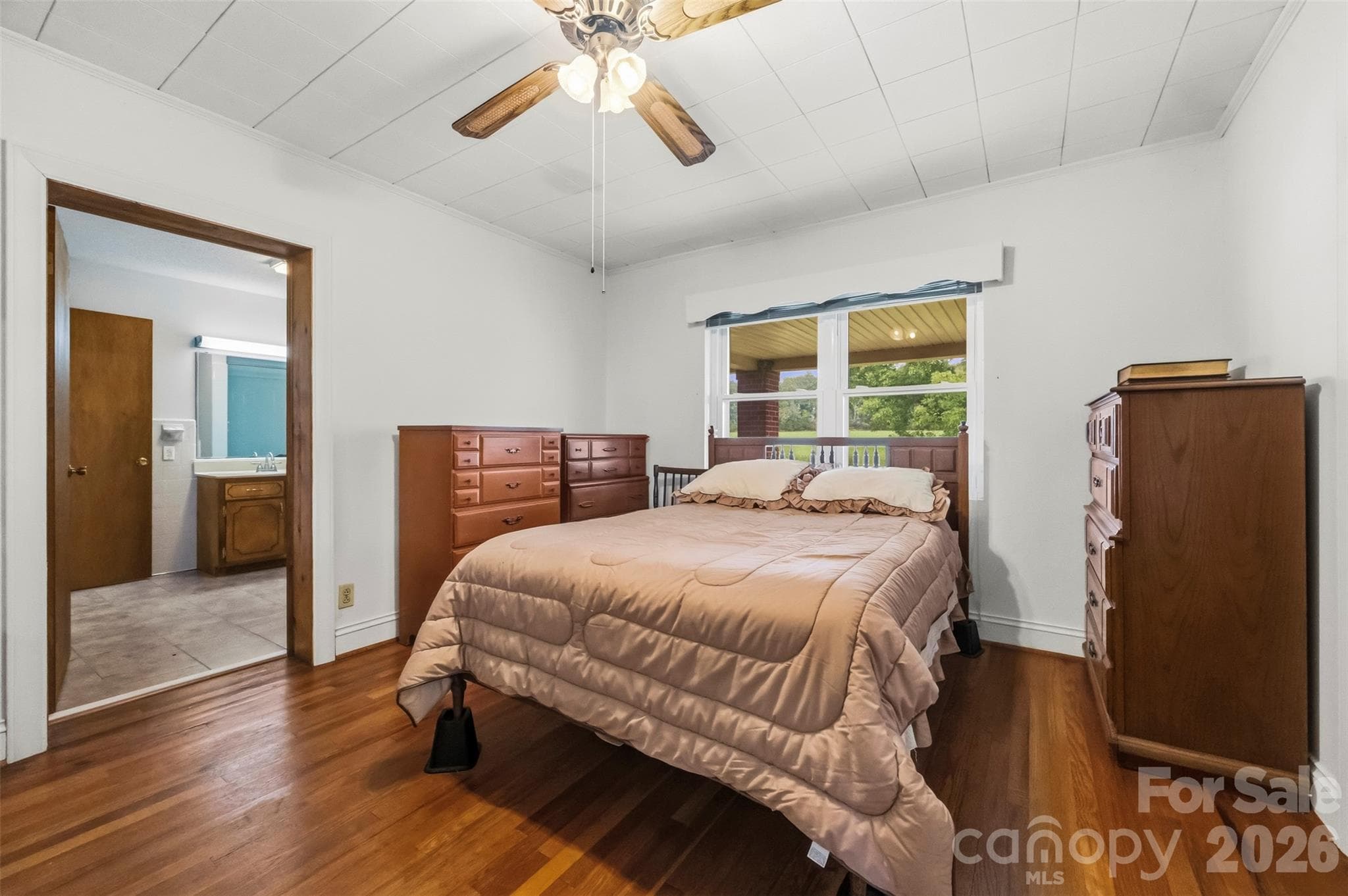 Bedroom #2 has direct access to the second bathroom. - 2925 Fallston Waco Road, Shelby