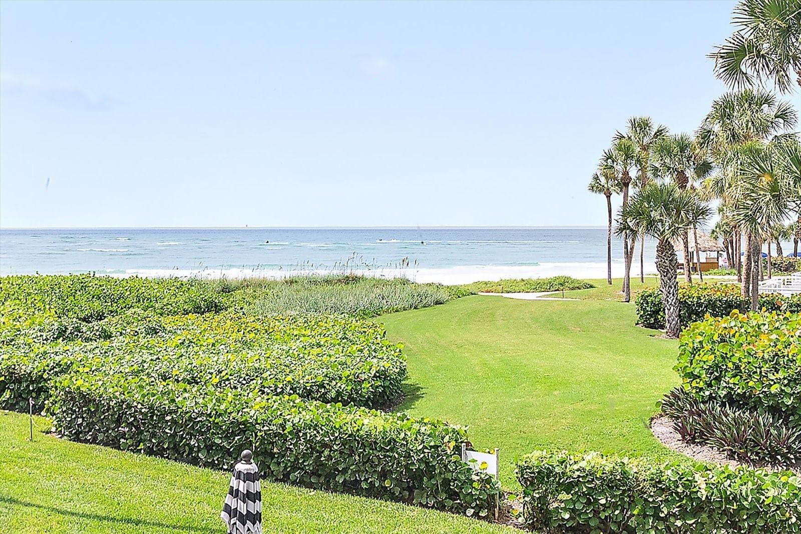 Beach - 100 SANDS POINT RD #219, LONGBOAT KEY