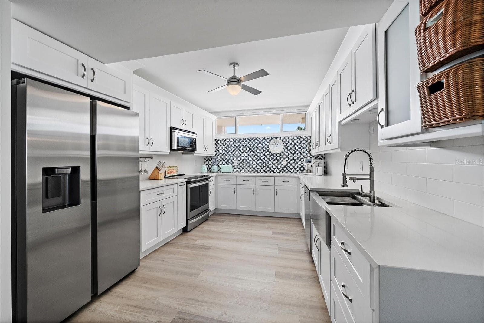 Kitchen - 100 SANDS POINT RD #219, LONGBOAT KEY
