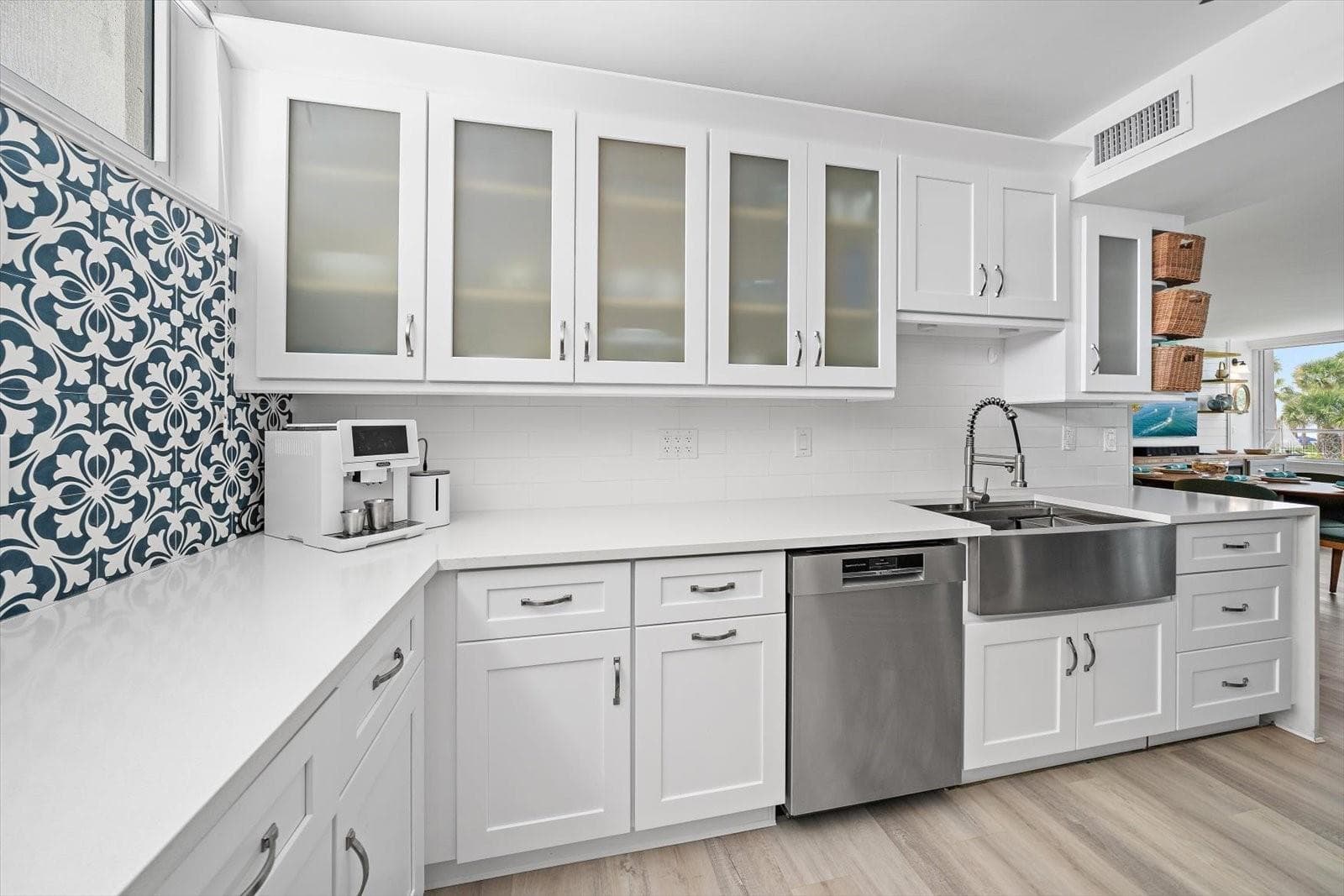 Kitchen - 100 SANDS POINT RD #219, LONGBOAT KEY