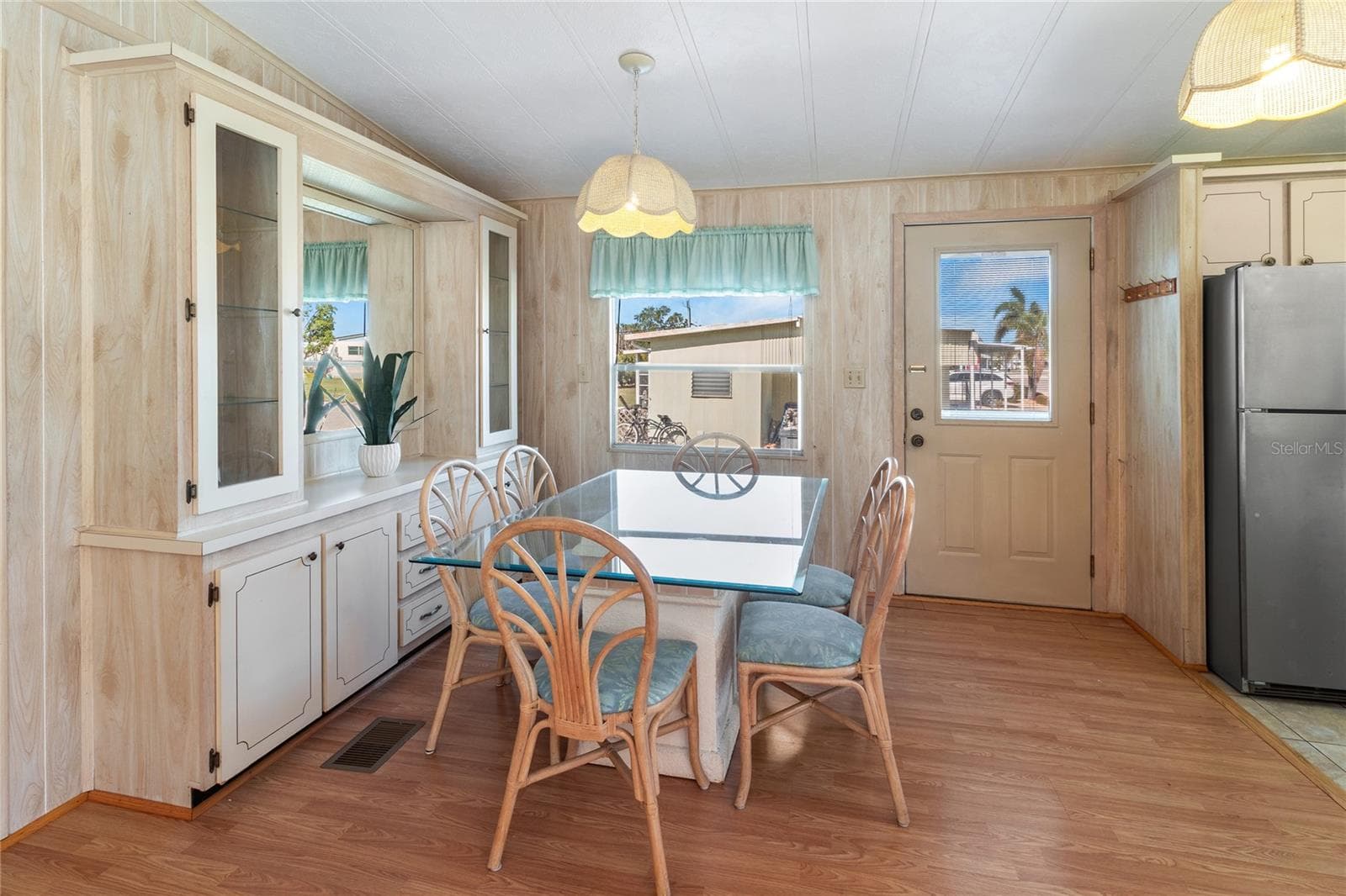Manufactured Home at 4609 10TH STREET CT E, ELLENTON, photo 11 of 33
