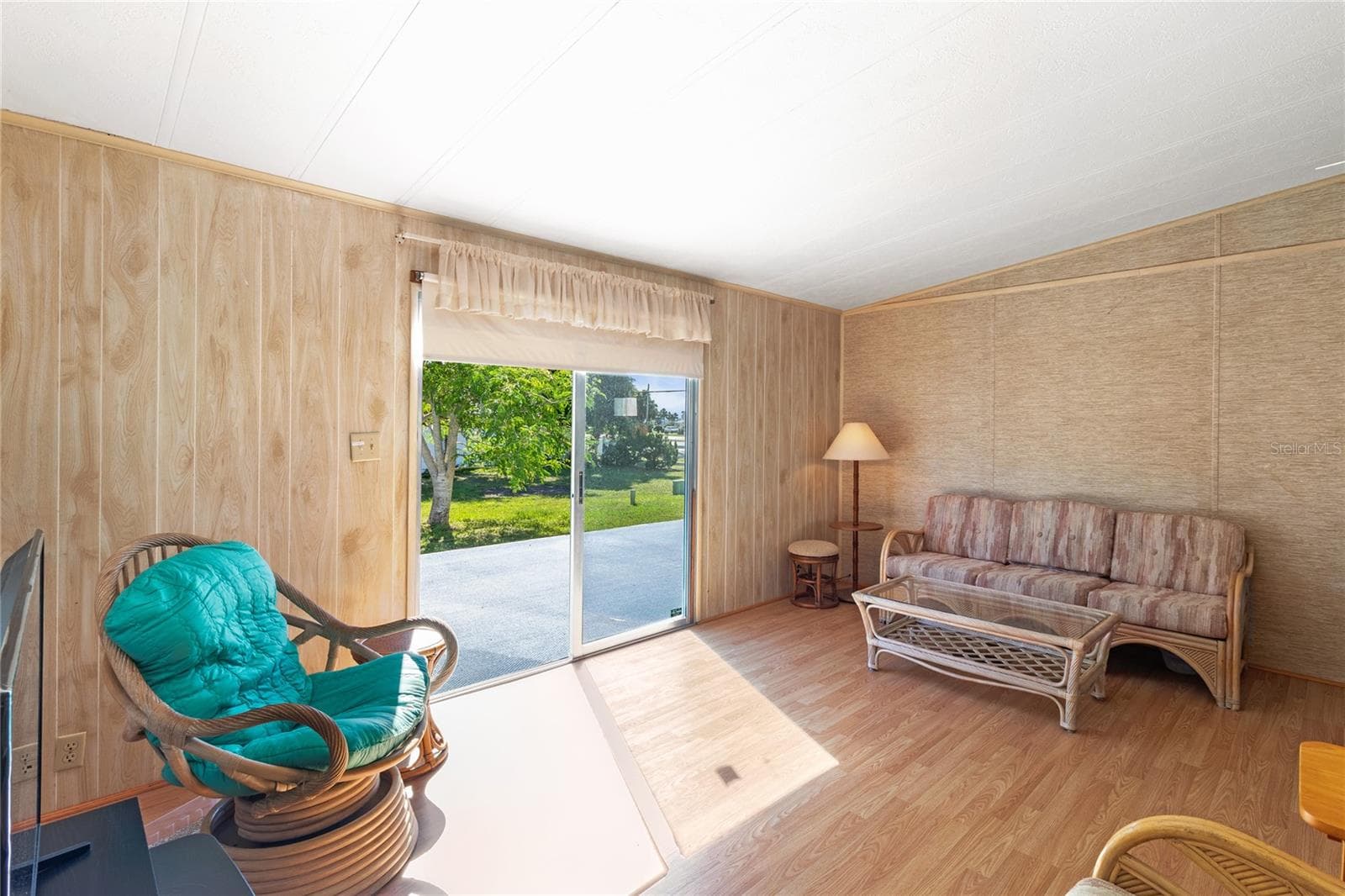 Manufactured Home at 4609 10TH STREET CT E, ELLENTON, photo 14 of 33