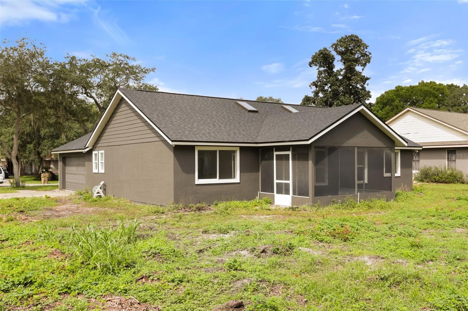 Single Family Residence at 32930 INDIAN WOODS DR, LEESBURG, photo 27 of 35