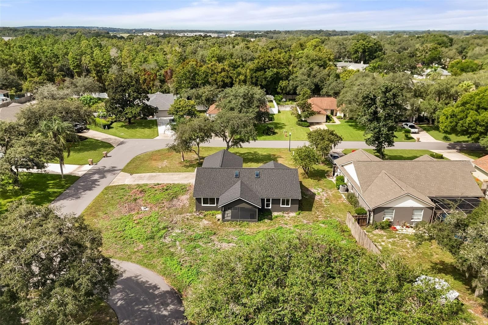 Single Family Residence at 32930 INDIAN WOODS DR, LEESBURG, photo 33 of 35