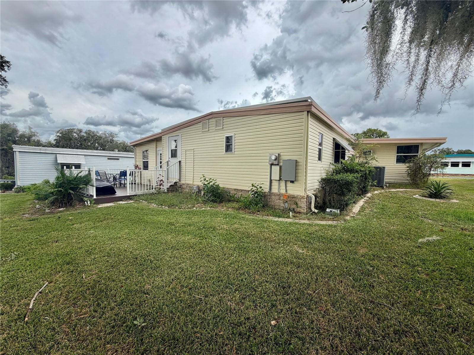 Manufactured Home at 108 MANGO CV, LEESBURG, photo 61 of 64