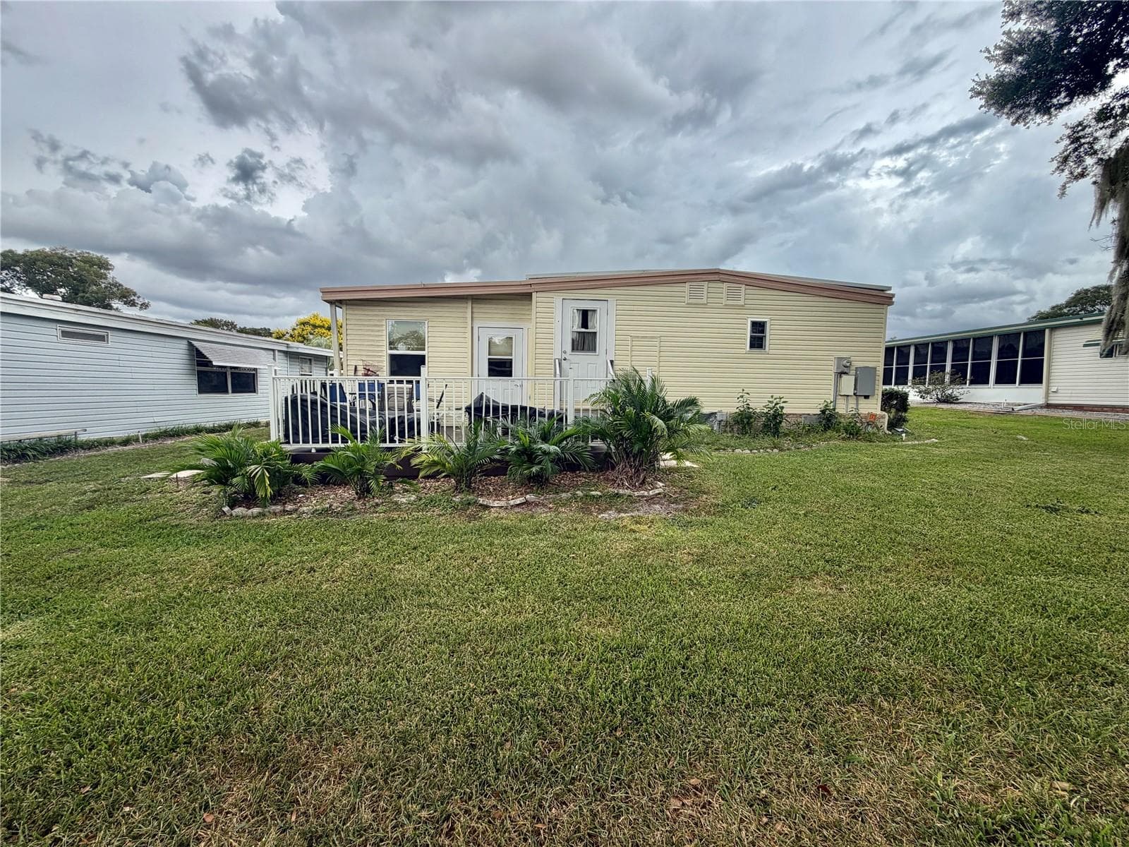 Manufactured Home at 108 MANGO CV, LEESBURG, photo 62 of 64