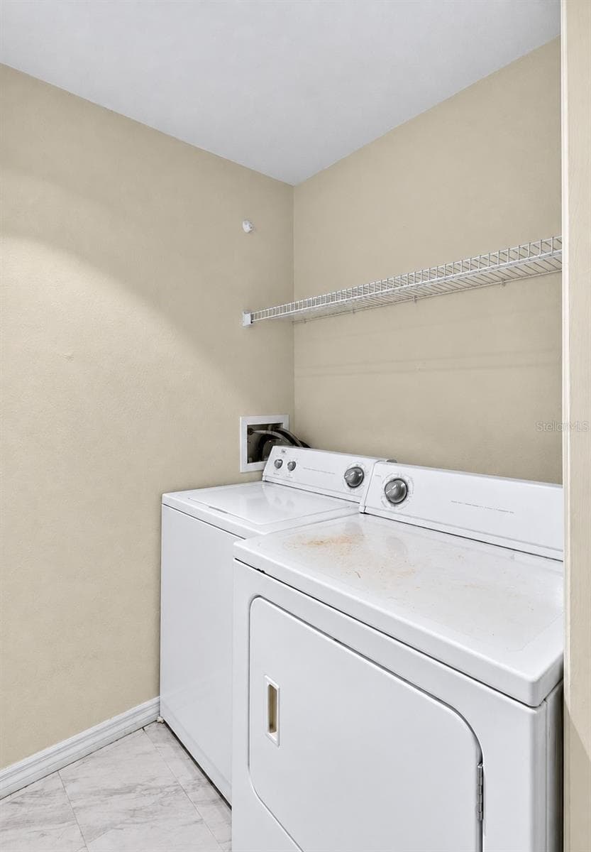 Condominium at 8513 ISLAND BREEZE LN #207, TEMPLE TERRACE, photo 21 of 27