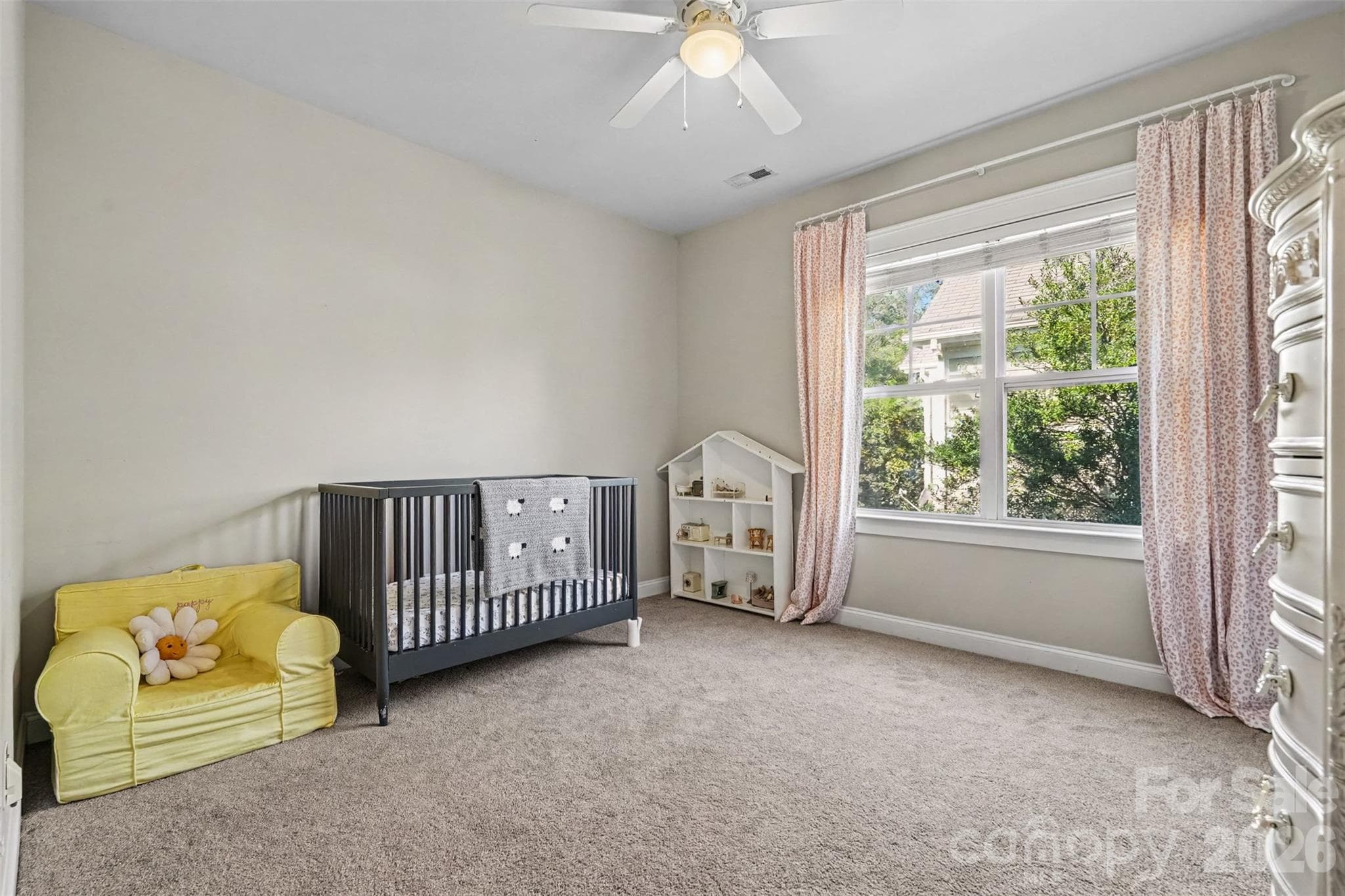 Single Family Residence at 5809 Mantario Drive, Charlotte, photo 18 of 26