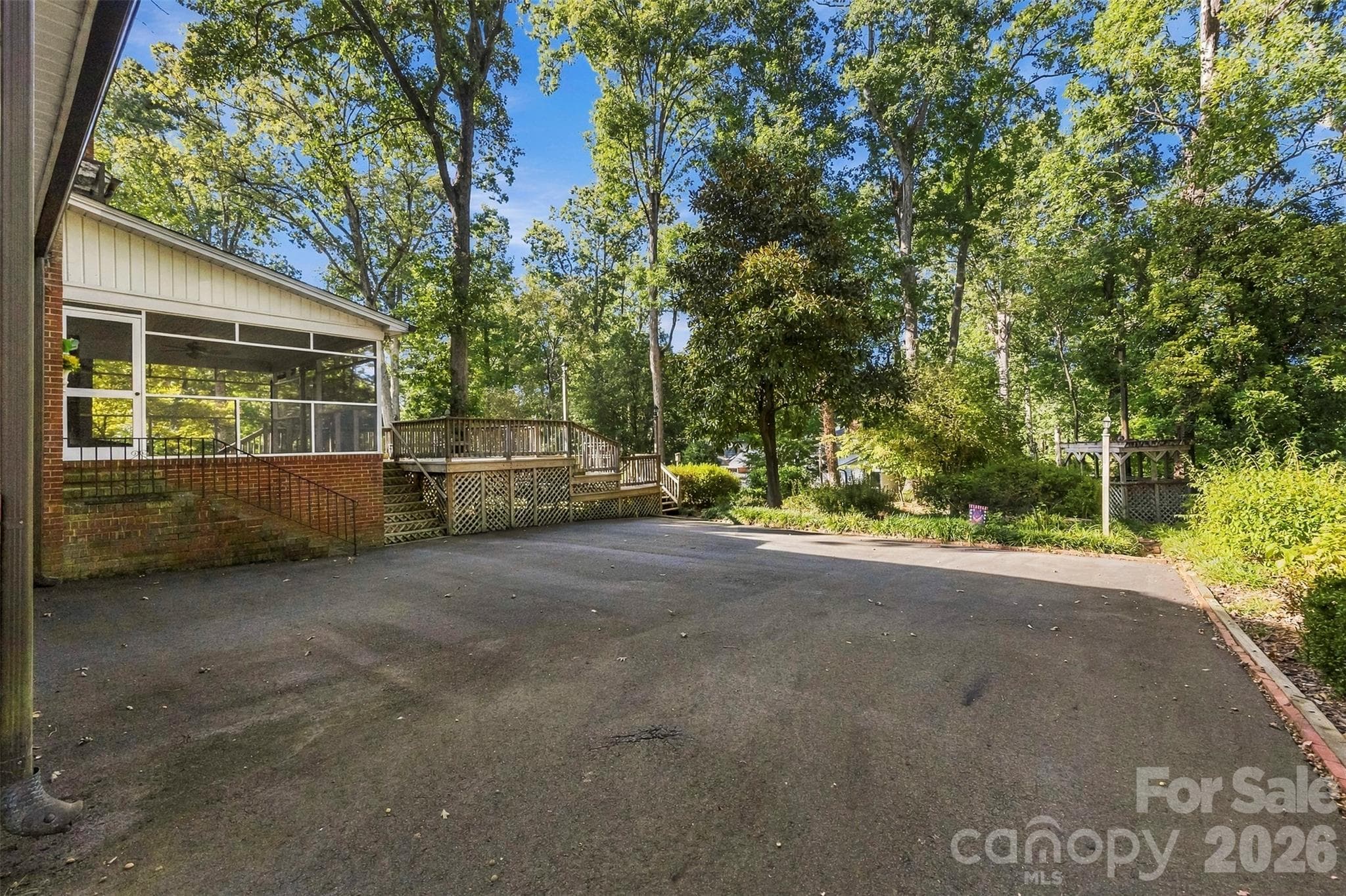 Driveway - 525 East Street, Albemarle