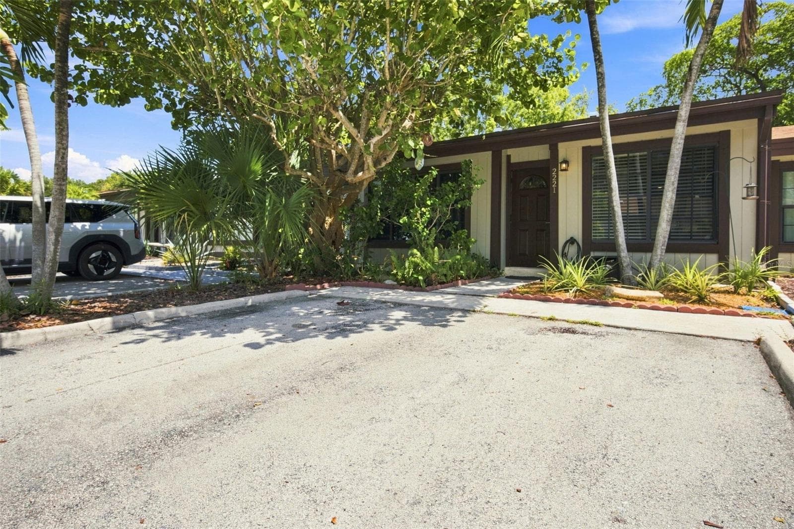 Townhouse at 2221 BUTTONWOOD AVE, PEMBROKE PINES, photo 2 of 27